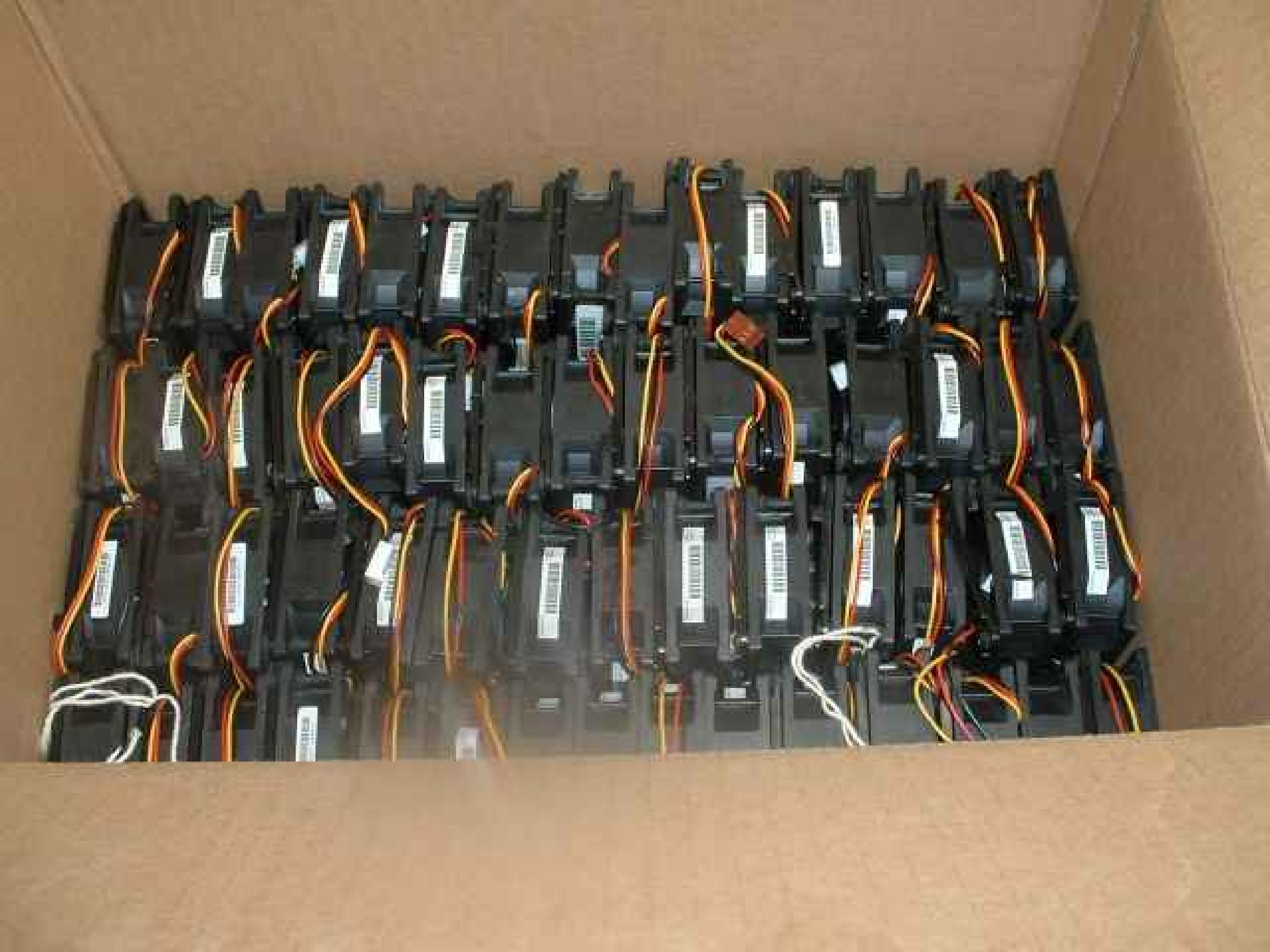 IBM 25P6220 FAN 12V DC 0.30A 60MM X 60MM X 20MM 2.5 X 2.5 X 3/4 INCHES, 6 INCH 3 WIRE CABLE WITH CONNECTOR