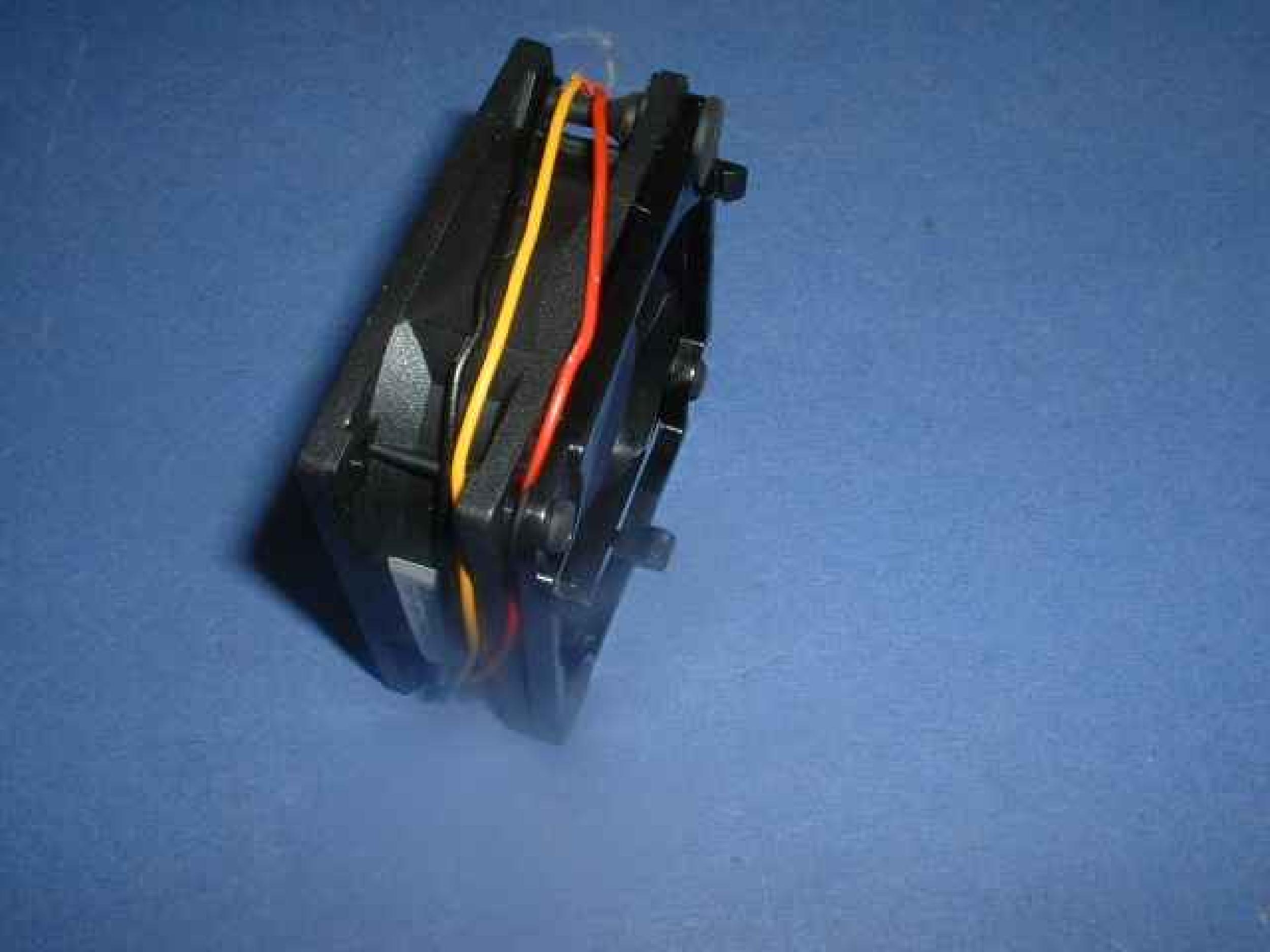 IBM 25P6279 FAN 12V DC 0.30A 60MM X 60MM X 20MM 2.5 X 2.5 X 3/4 INCHES, 6 INCH 3 WIRE CABLE WITH CONNECTOR