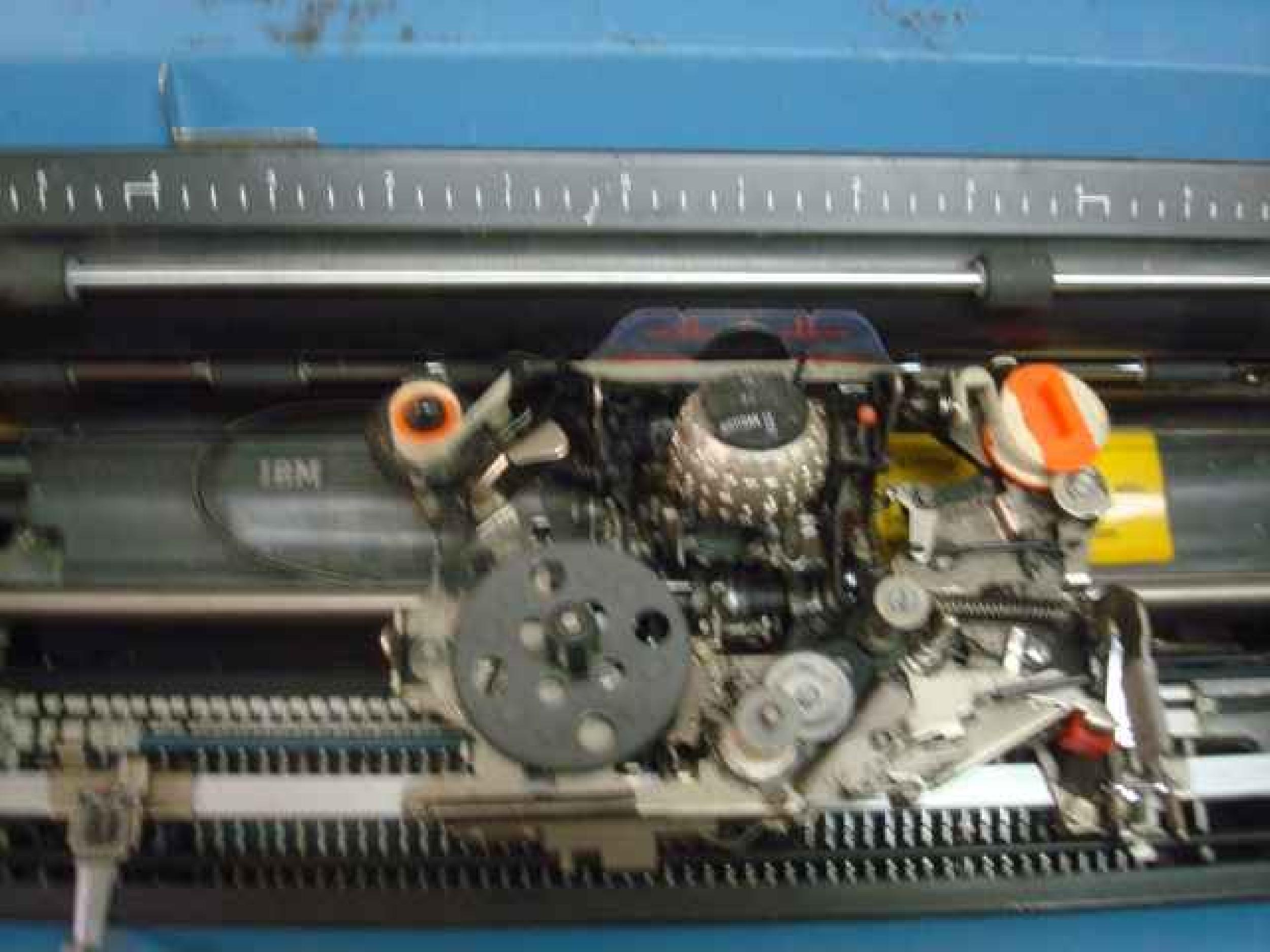 IBM SELECTRIC II SELECTRIC II ELECTRIC TYPEWRITER WORKING CONDITION NO RIBBON