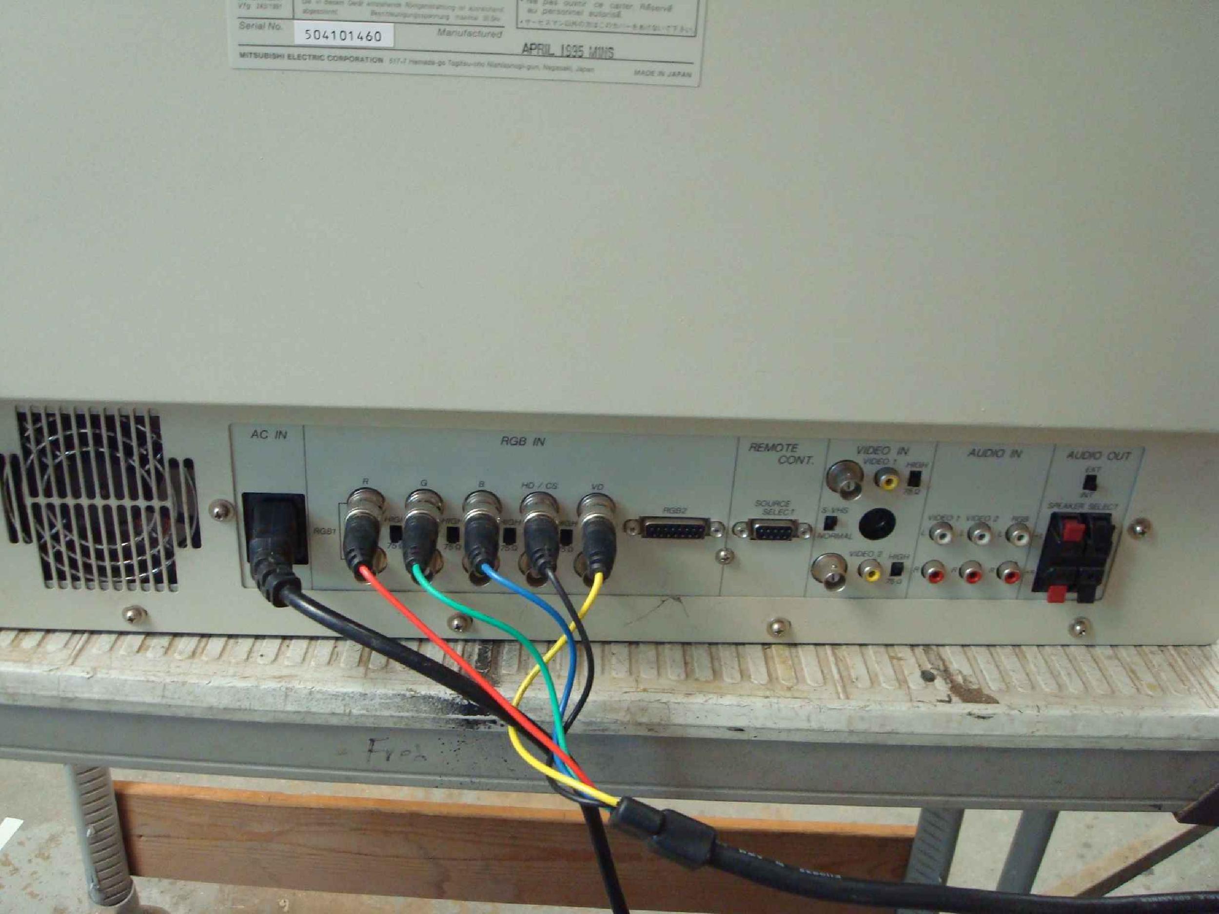 MITSUBISHI XC-2930C SN 504101460 MEGAVIEW PRO 29 INCH COLOR DISPLAY MONITOR