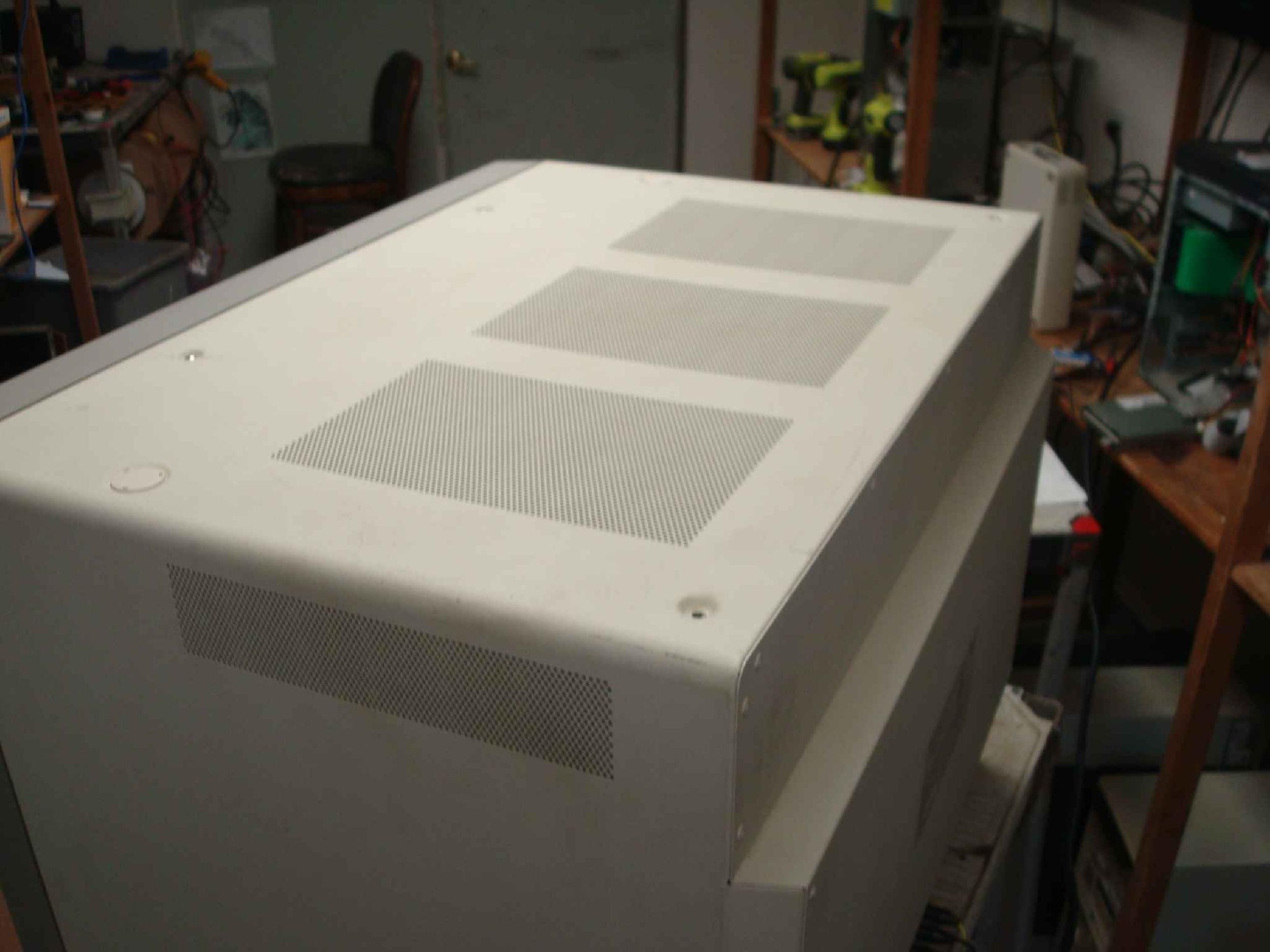 MITSUBISHI XC-2930C SN 504101460 MEGAVIEW PRO 29 INCH COLOR DISPLAY MONITOR