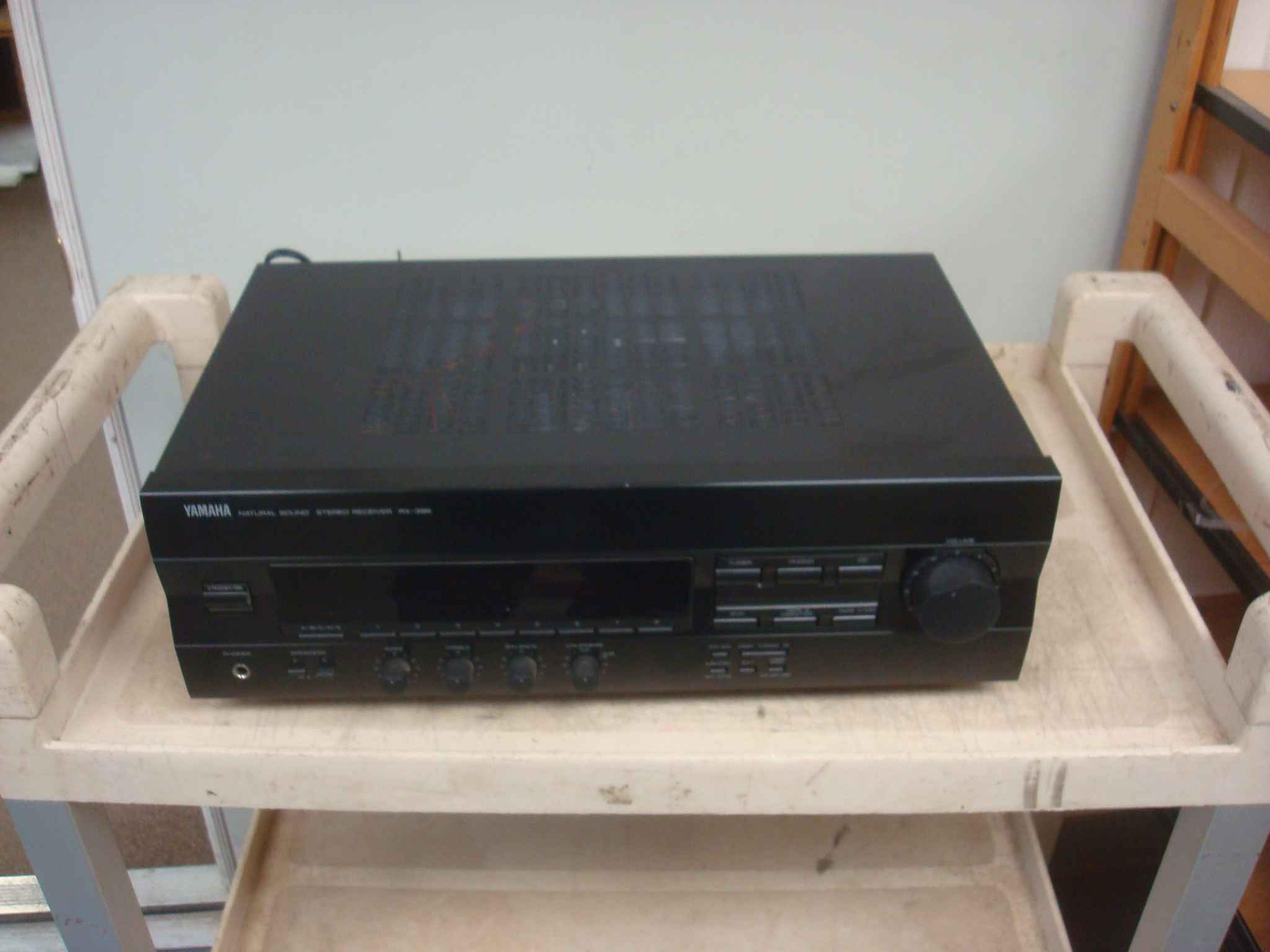 YAMAHA RX-396 NATURAL SOUND STEREO RECEIVER RX-396