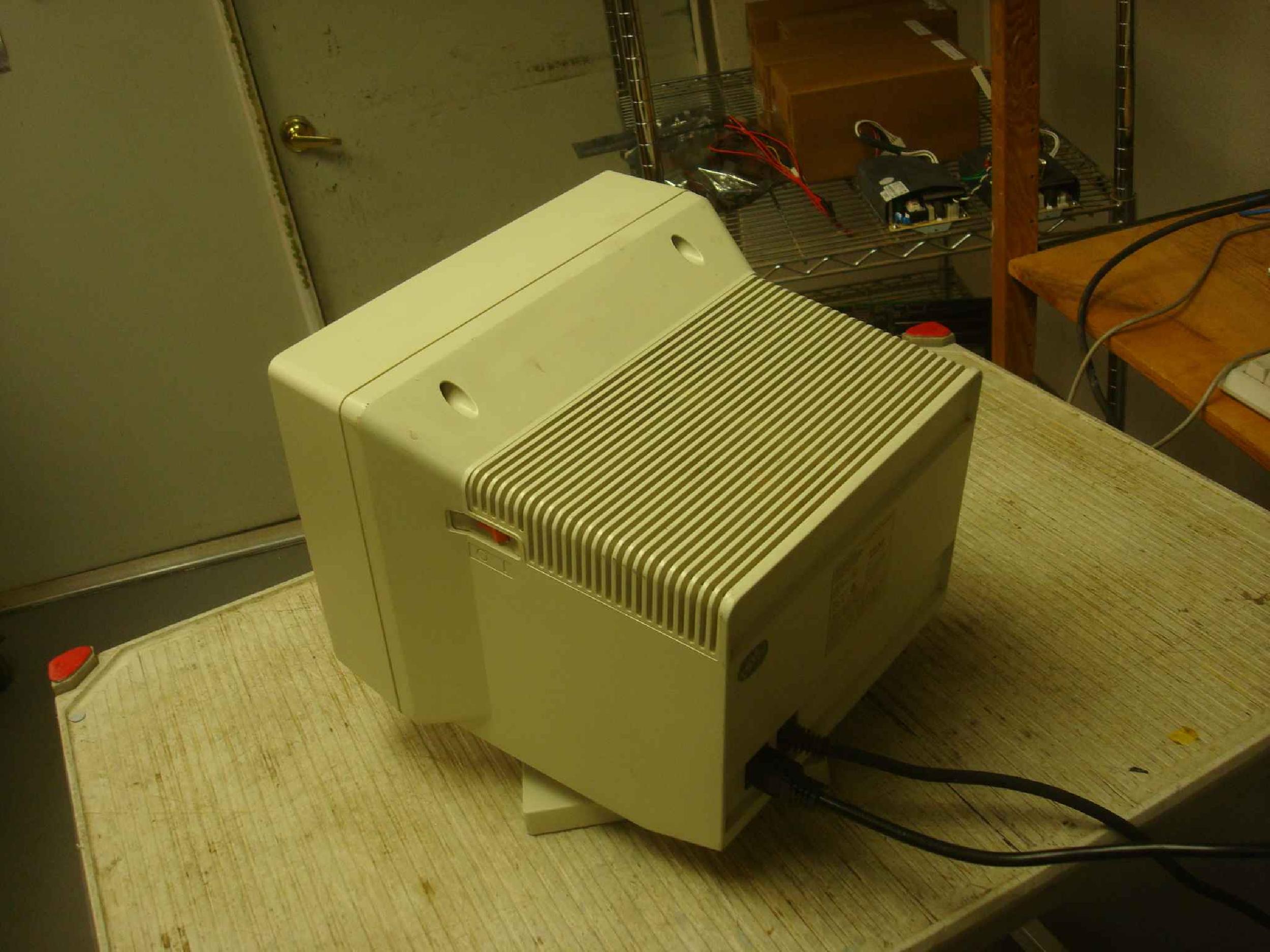 IBM 8503-001 VGA MONITOR