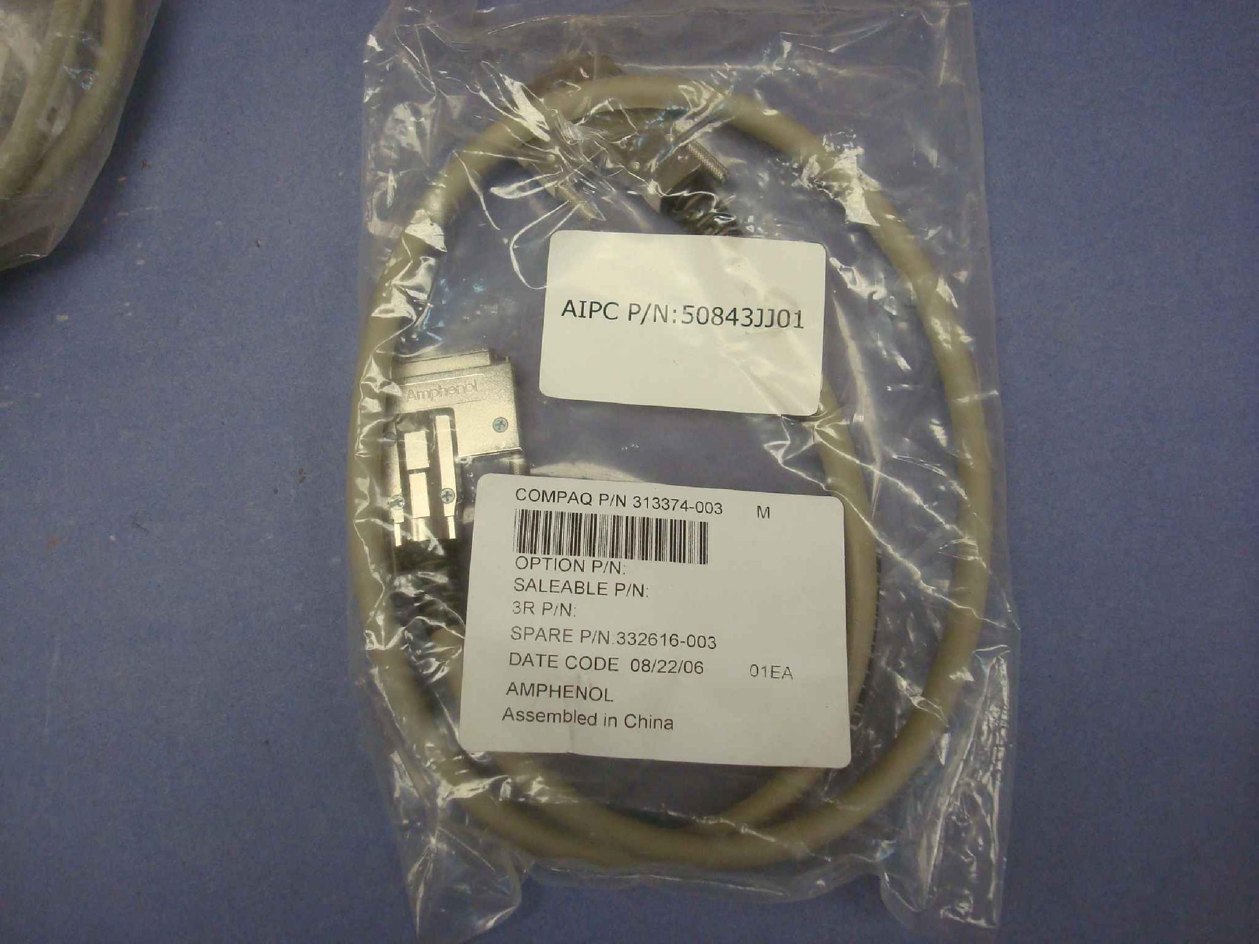 COMPAQ / HEWLETT PACKARD / HP 313374-003 3 FT OFFSET VHDCI-M TO VHDCI-M LVD EXTERNAL CABLE