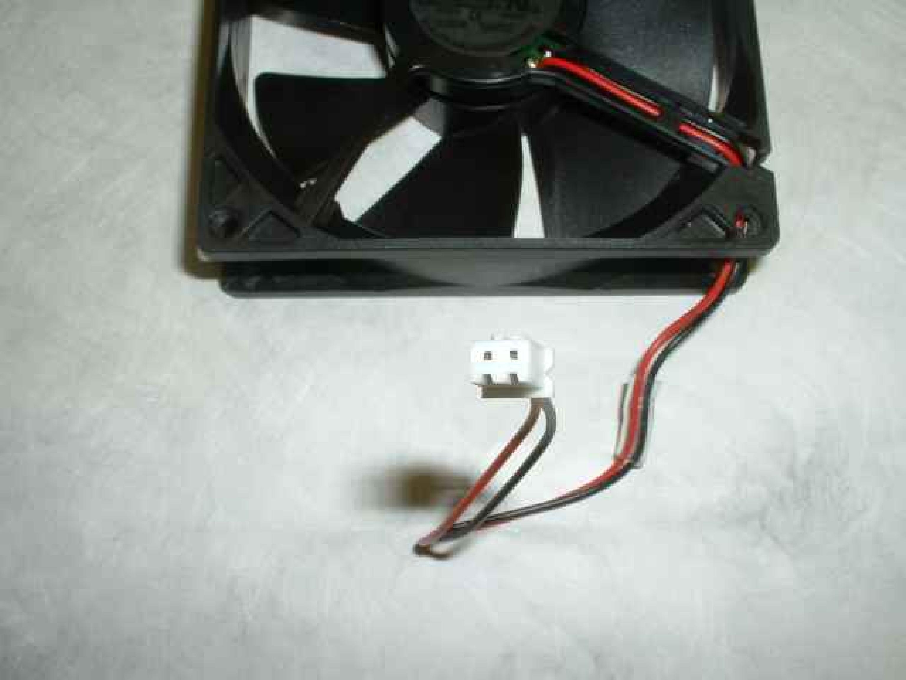 T&T MW-925H12S FAN 12V 0.32A 92MM BY 25MM, 3 3/4 BY 1 INCH, 6.5 INCH 2 WIRE CABLE WITH CONNECTOR PULLED FROM POWER SUPPLY