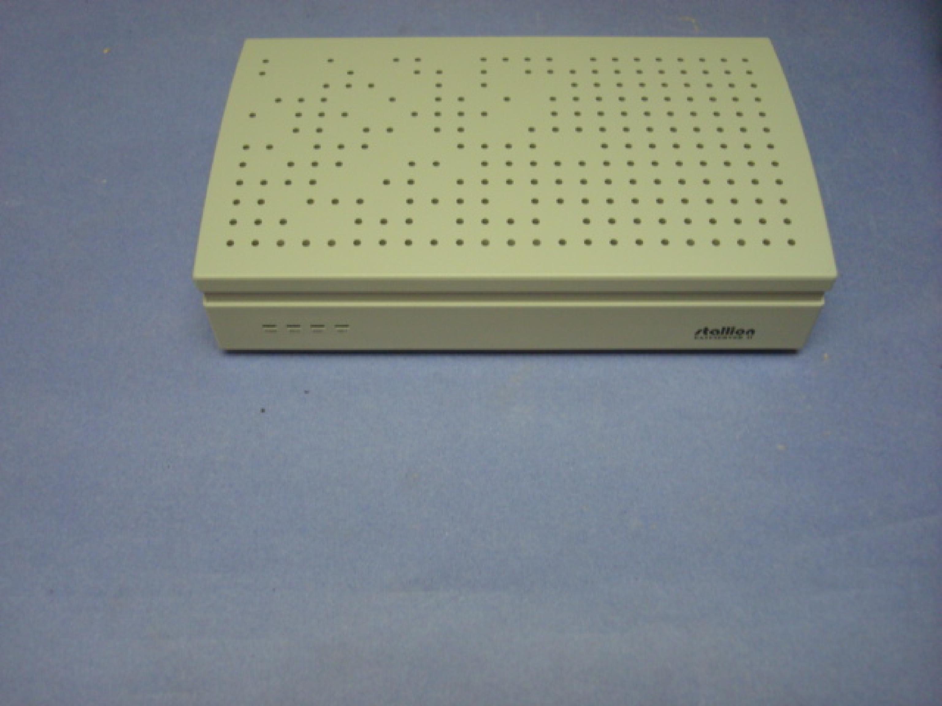 STALLION TECHNOLOGIES 980032 EASYSERVER II 8 PORT TERMINAL SERVER