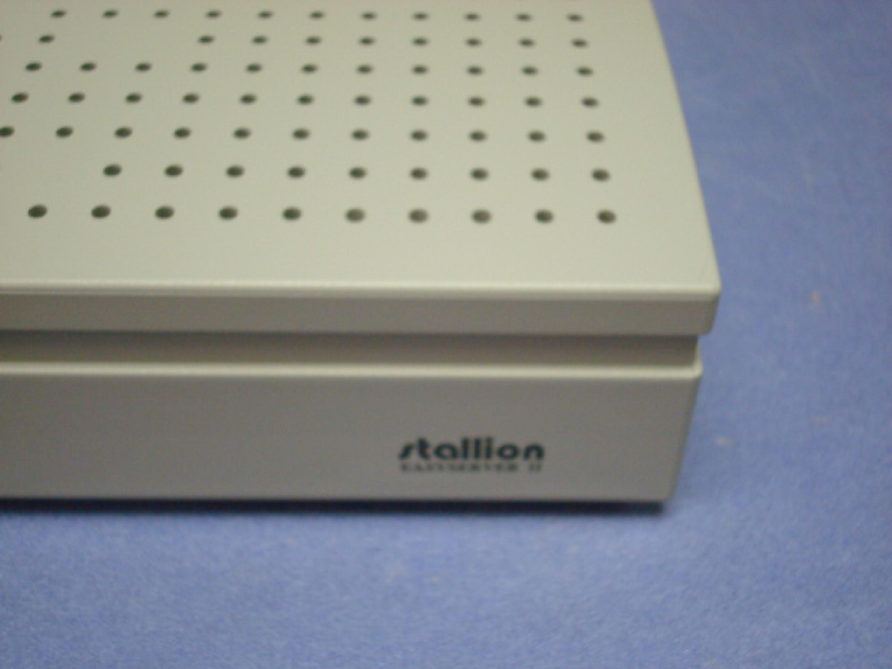 STALLION TECHNOLOGIES 980032 EASYSERVER II 8 PORT TERMINAL SERVER