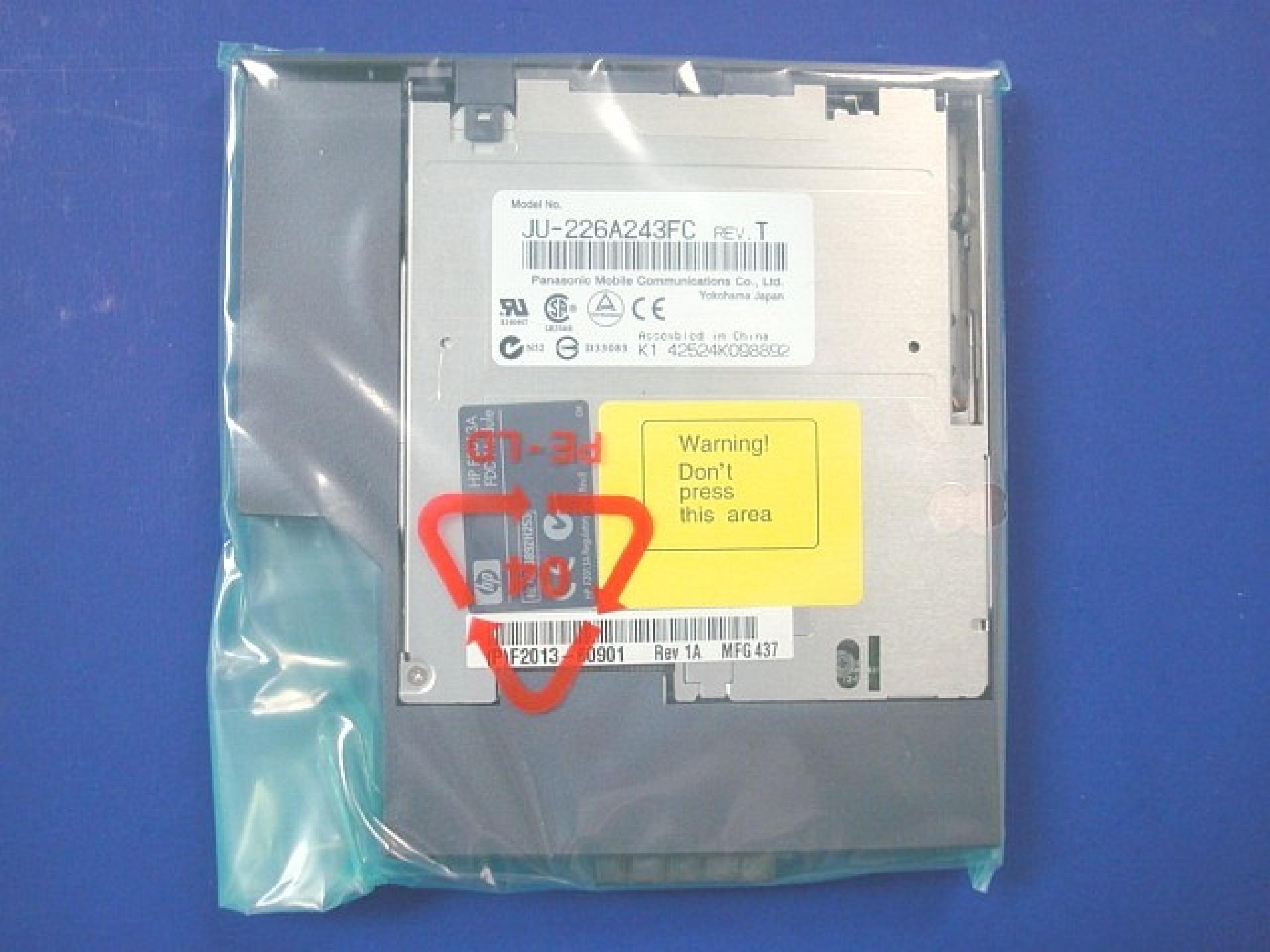 PANASONIC JU-226A243FC 1.44MB SLIM NOTEBOOK FLOPPY DRIVE SEALED BOX OR WILL BULK