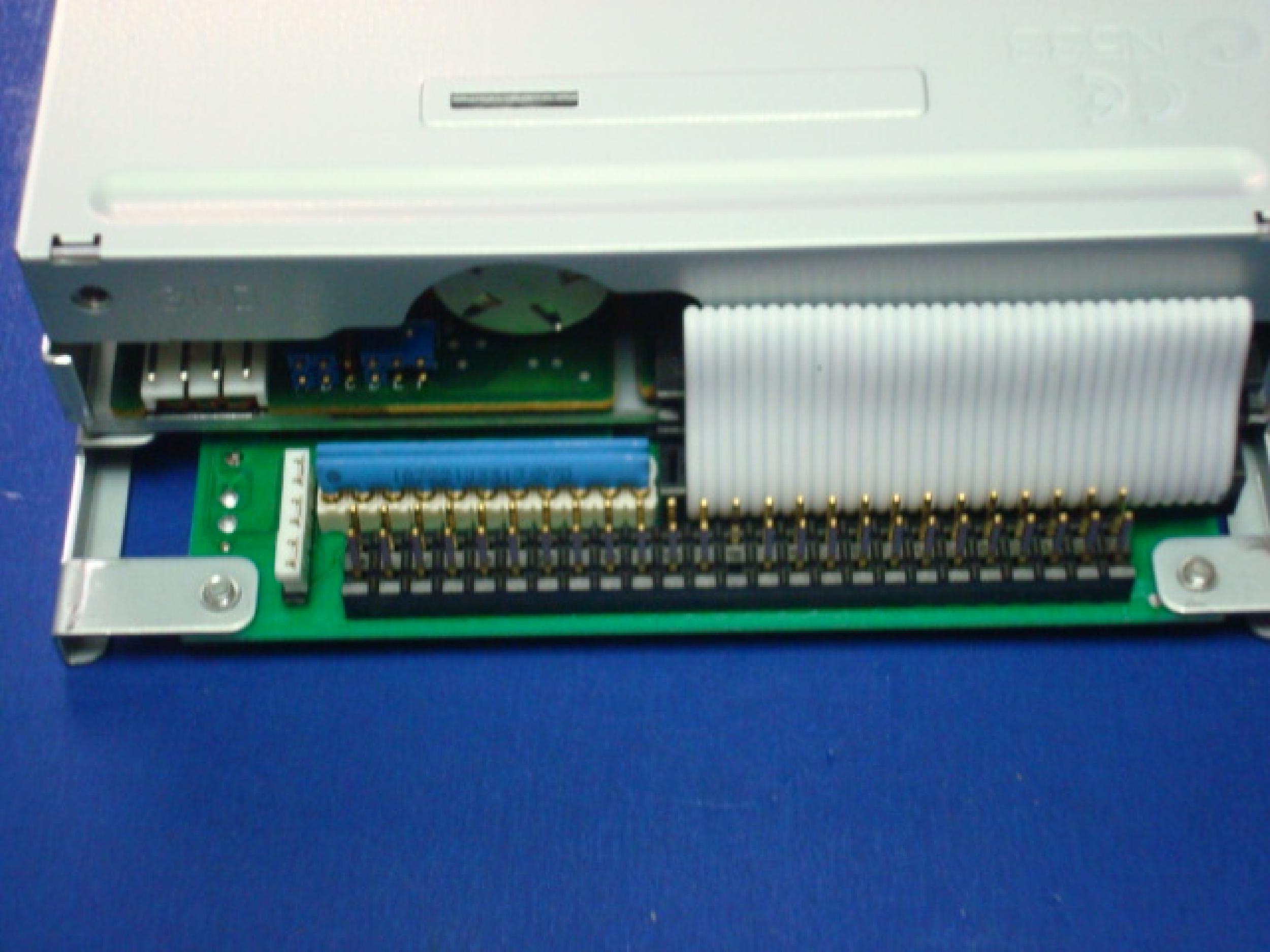 TEAC FD-235HF C700-U 3.5 1.44 SCSI FLOPPY DRIVE