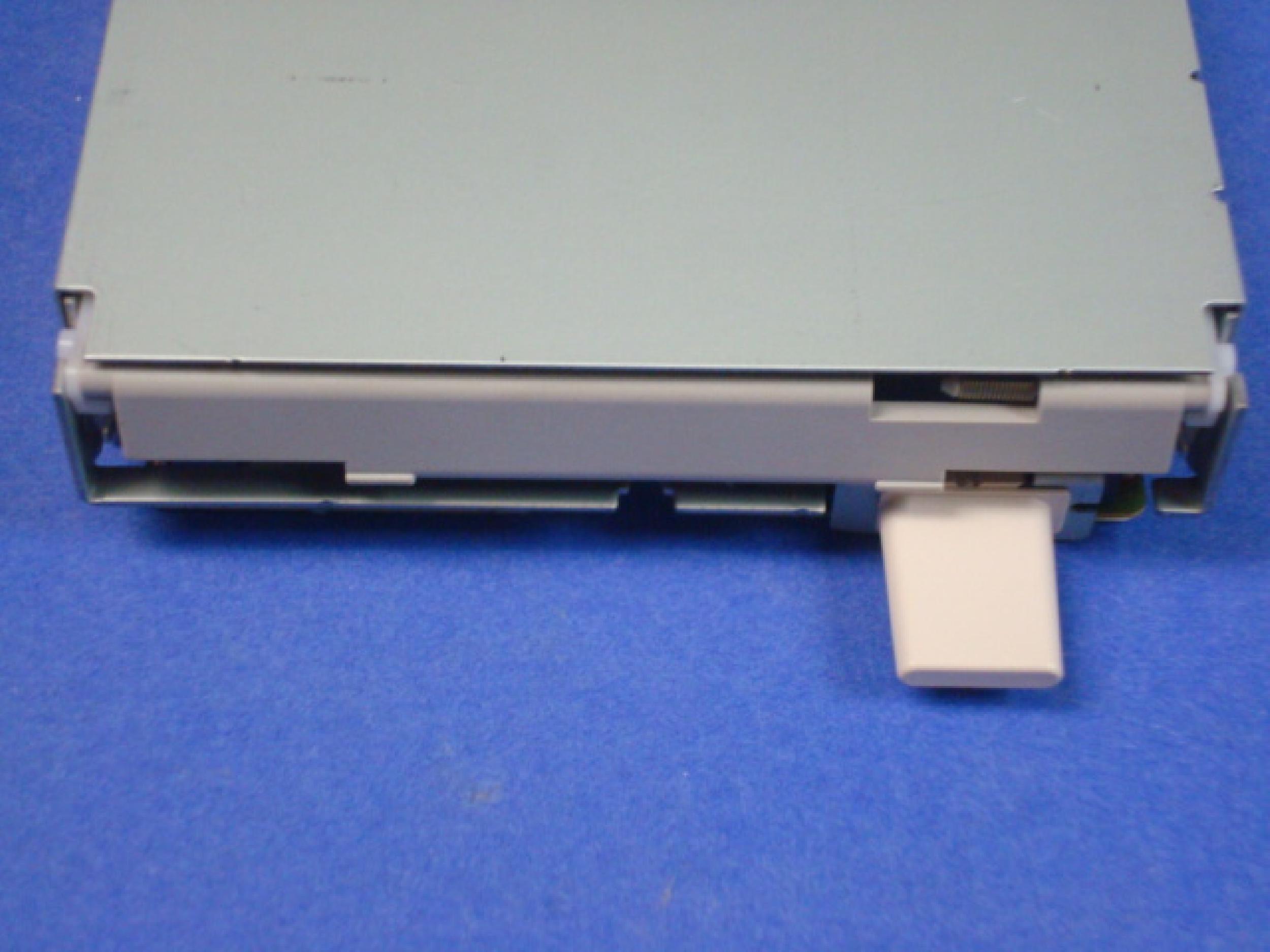 COMPAQ / HEWLETT PACKARD / HP 141087-403 1.44MB FLOPPY DRIVE FOR MOST DESKTOP PRESARIOS