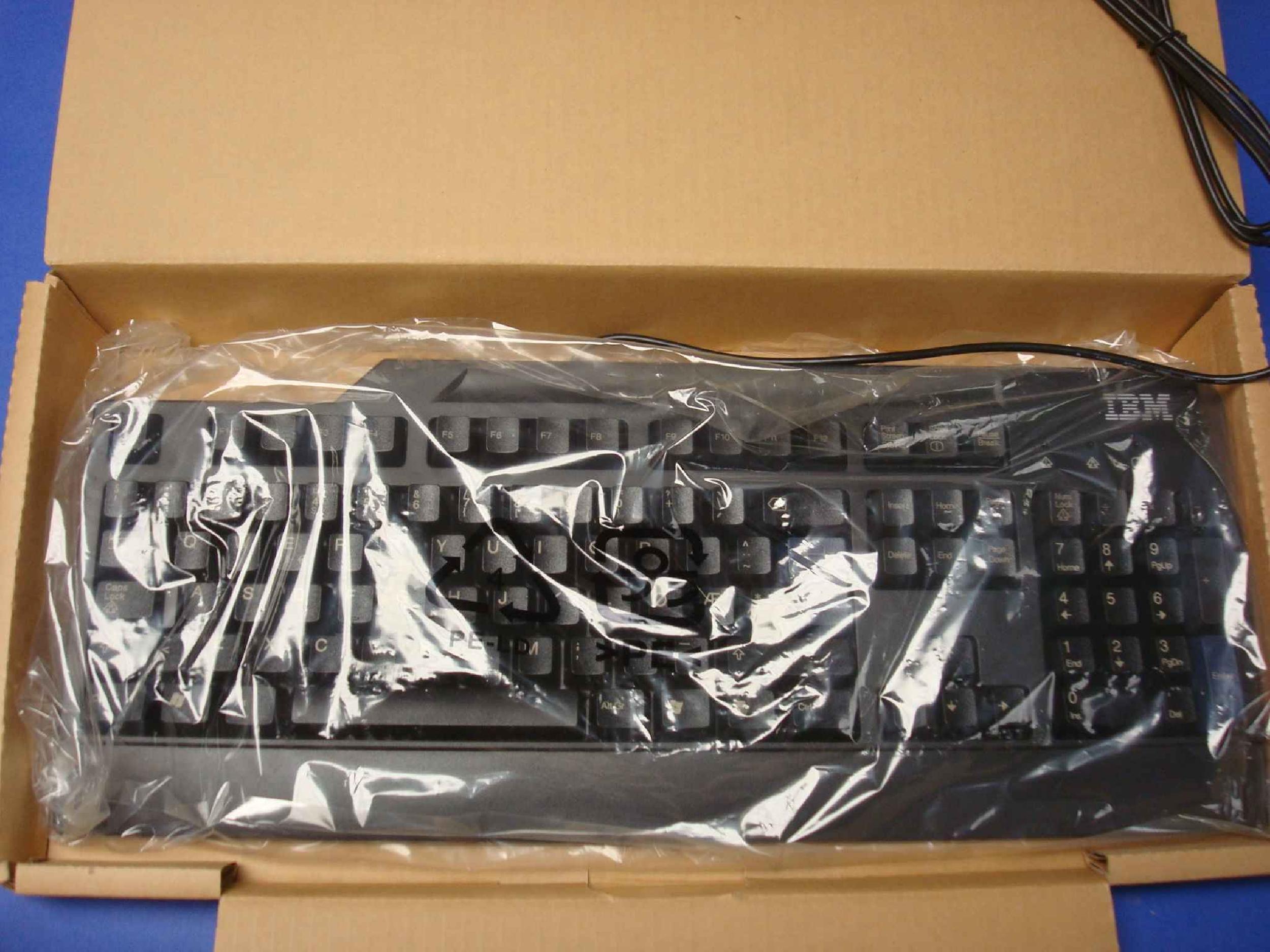 IBM SK-8820 NORWEGIAN KEYBOARD BLACK PREFERRED PS/2