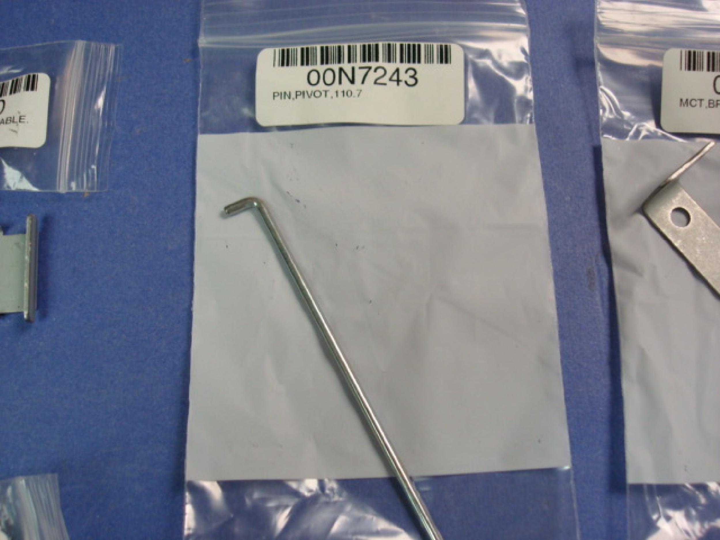 IBM 420-10430 HARDWARE KIT FOR RACK MOUNT KIT