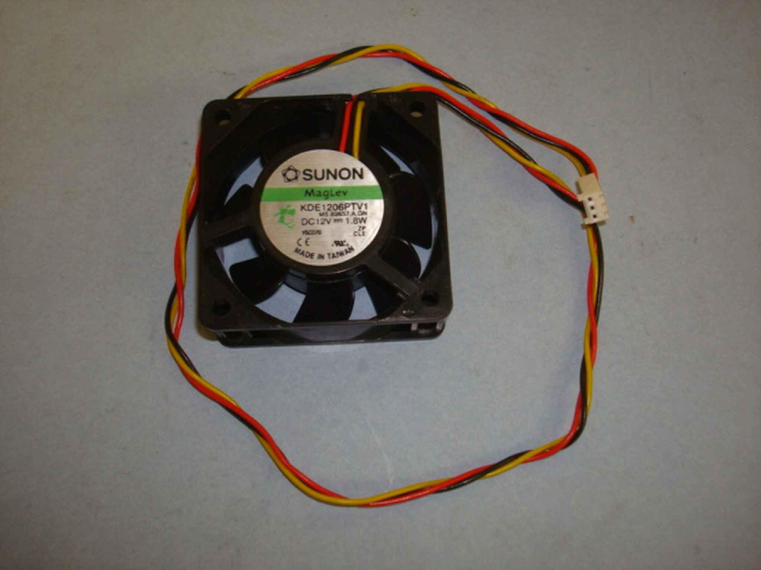 SUNON KDE1206PTV1-3WIRE CLONE FAN DC 12V 60MM BY 25MM , 18INCH 3 WIRE CABLE WITH CONNECTOR