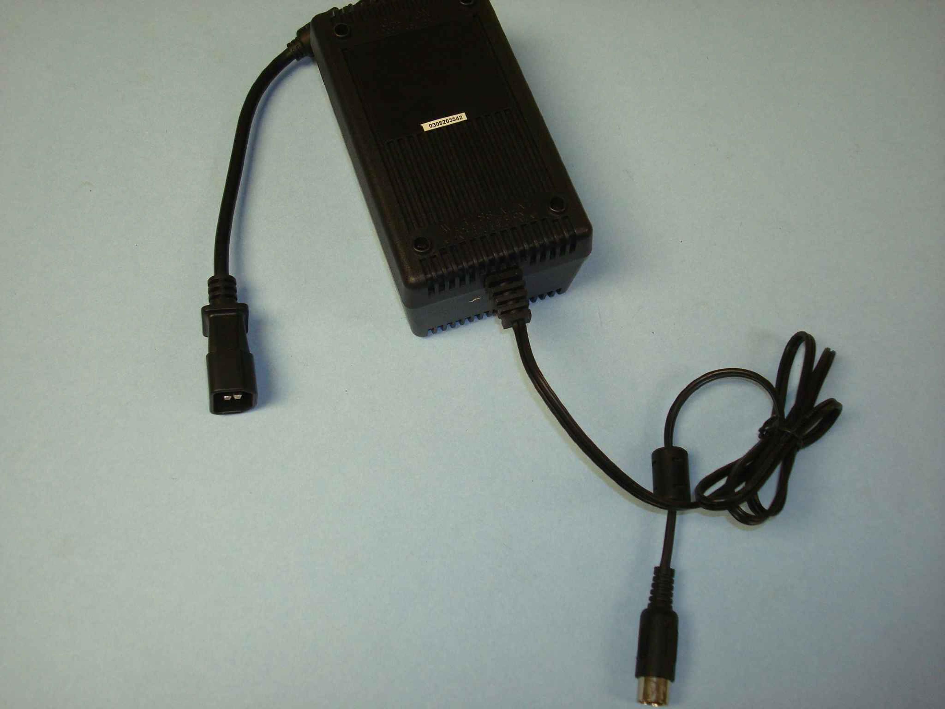 TELXON SYS1100-7515 AC ADAPTER 15VDC 5A 5PIN DIN FOR USE WITH CHARGING STATION