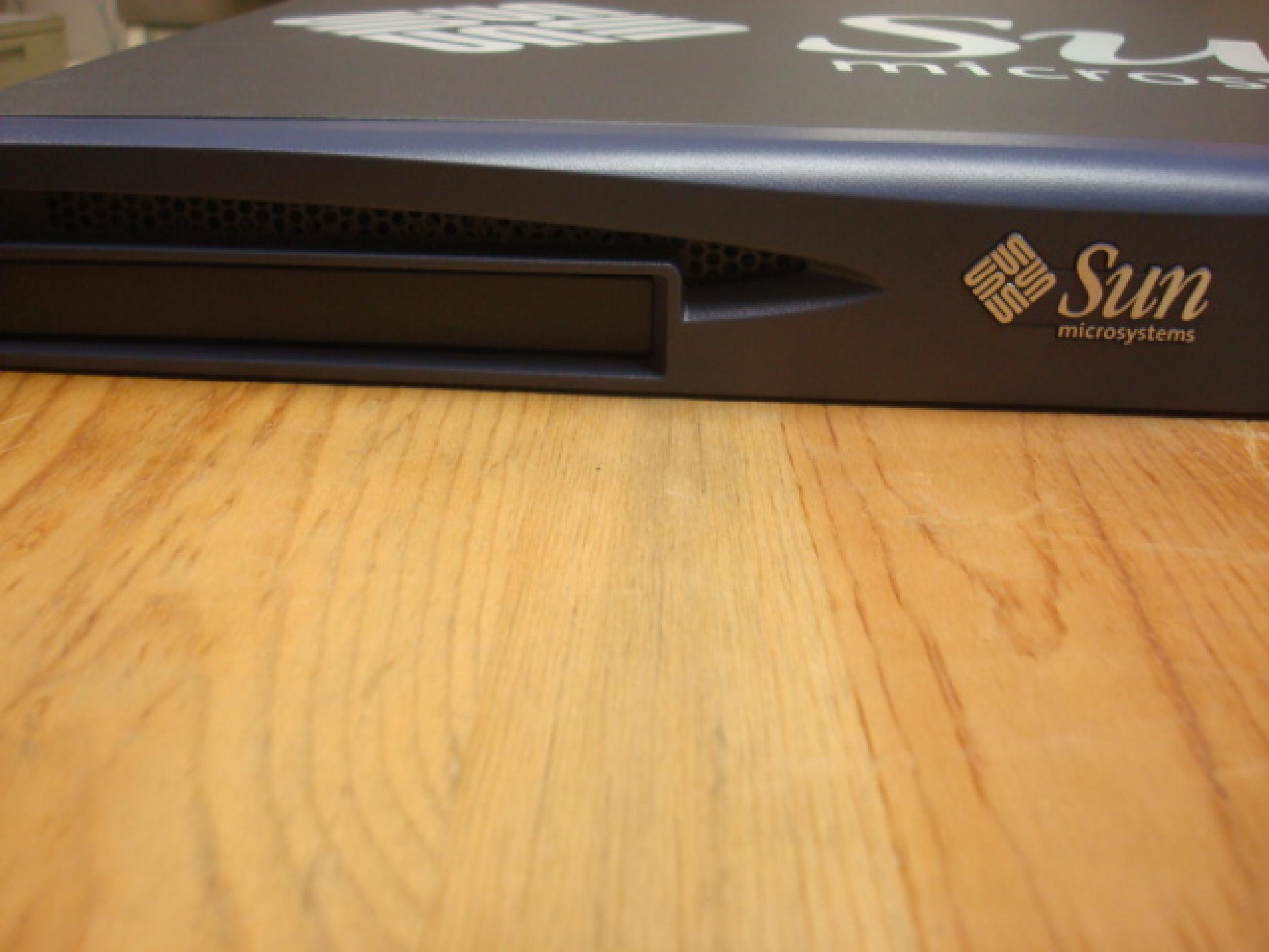 SUN MICROSYSTEMS 5UTA1-9S-512AV1 SUN FIRE V120 SERVER ULTRASPARC 650 36GB 10K RPM DRIVE, 512MB RAM, 650MHZ CPU