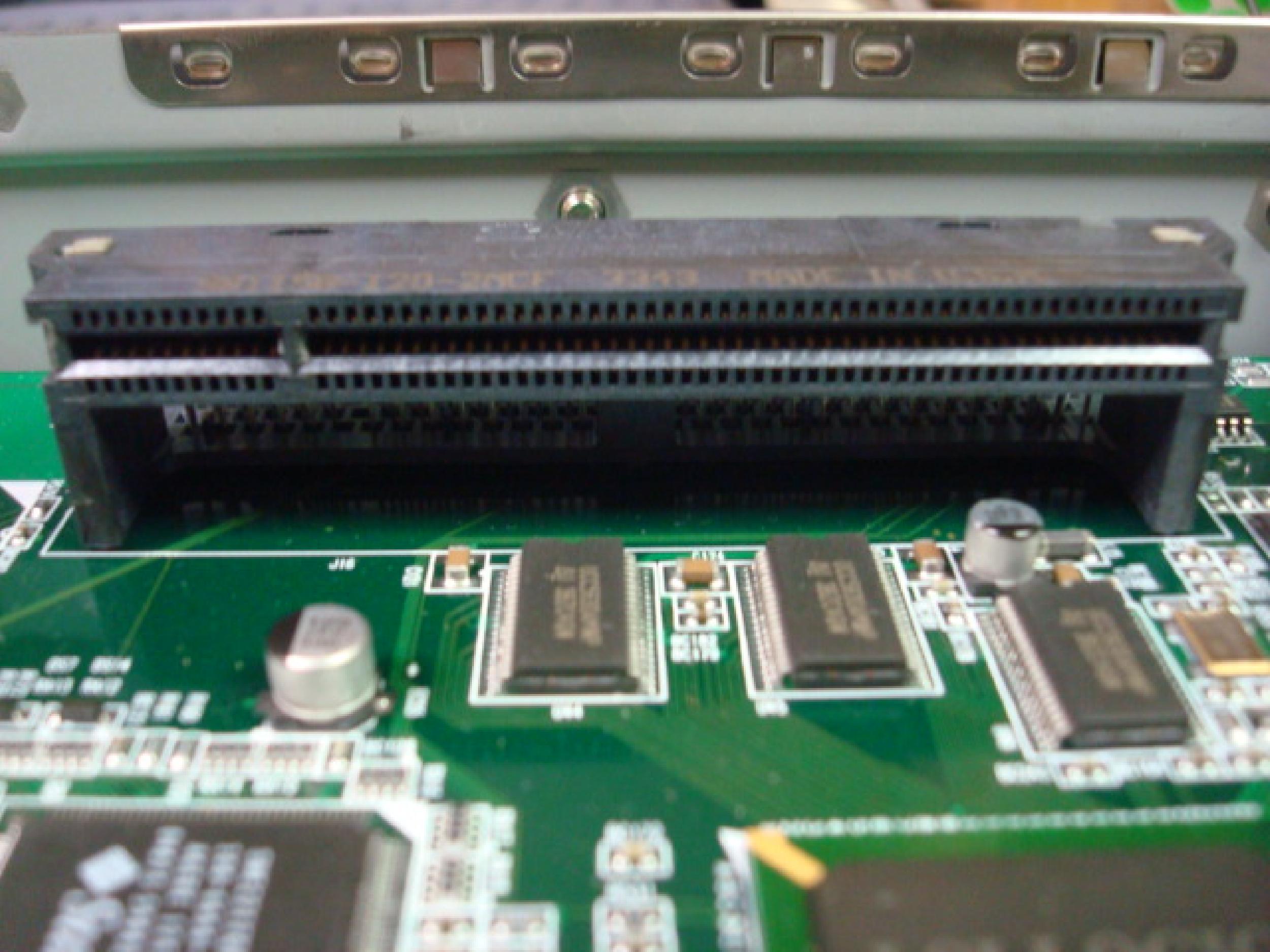 SUN MICROSYSTEMS 600-7919-03 SUN FIRE V120 SERVER ULTRASPARC 650 36GB 10K RPM DRIVE, 512MB RAM, 650MHZ CPU