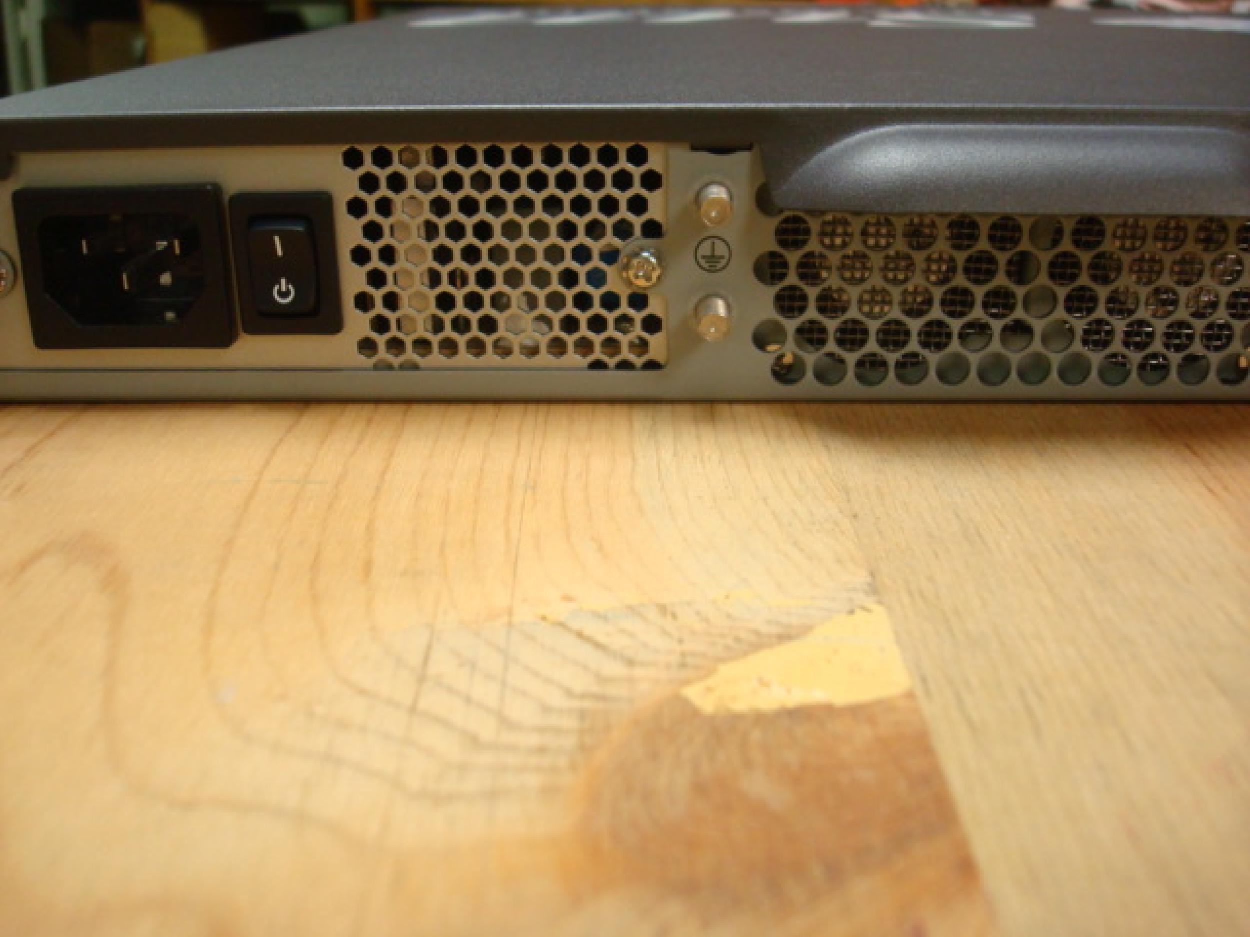 SUN MICROSYSTEMS AR-78493-GSI-ACUST SUN FIRE V120 SERVER ULTRASPARC 650 36GB 10K RPM DRIVE, 512MB RAM, 650MHZ CPU