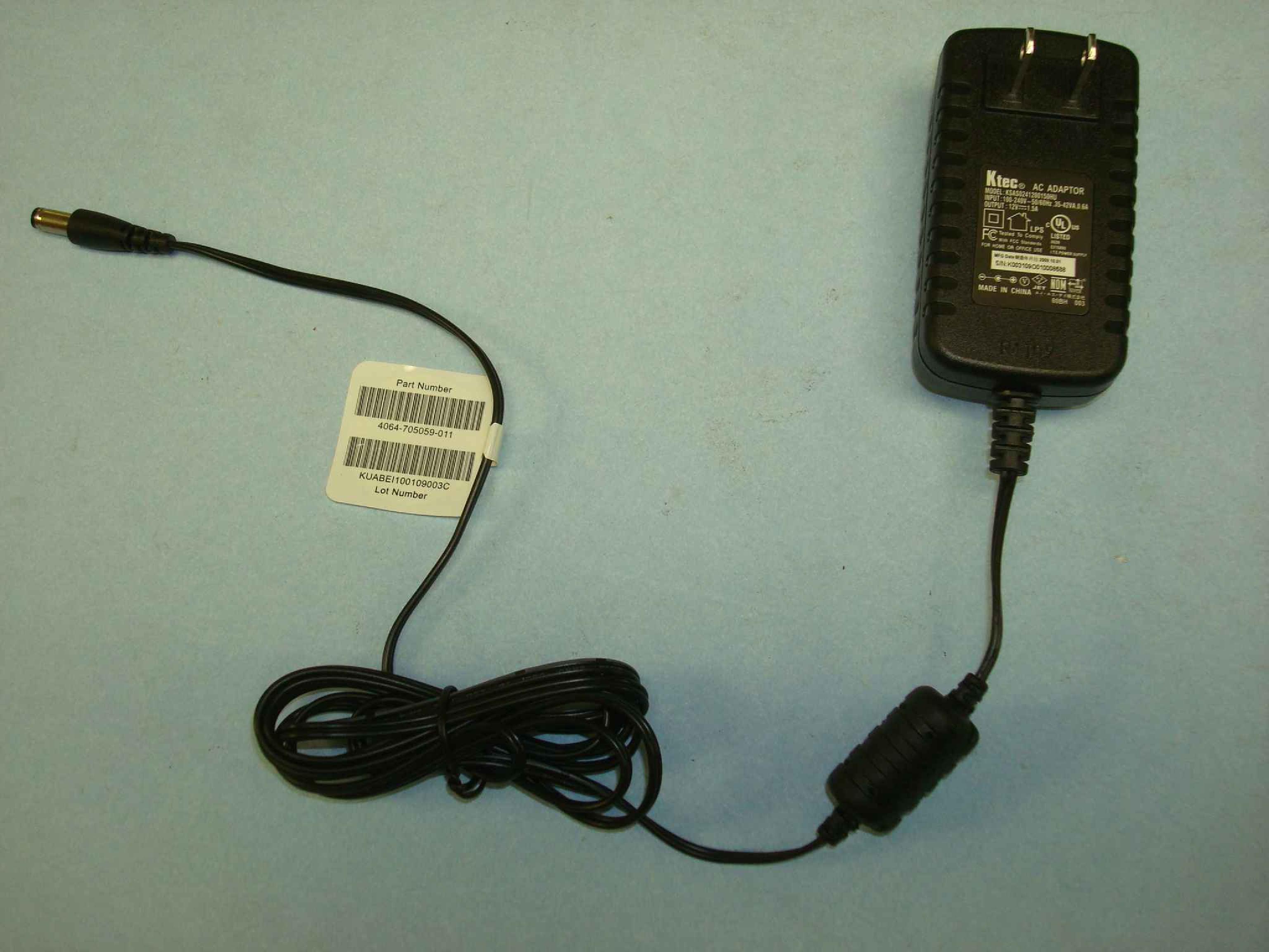 KTEC 4064-705059-011 12VDC 1.5A AC ADAPTER WITH BARREL CONNECTOR OD:5.5MM ID:2.5MM POSITIVE TIP