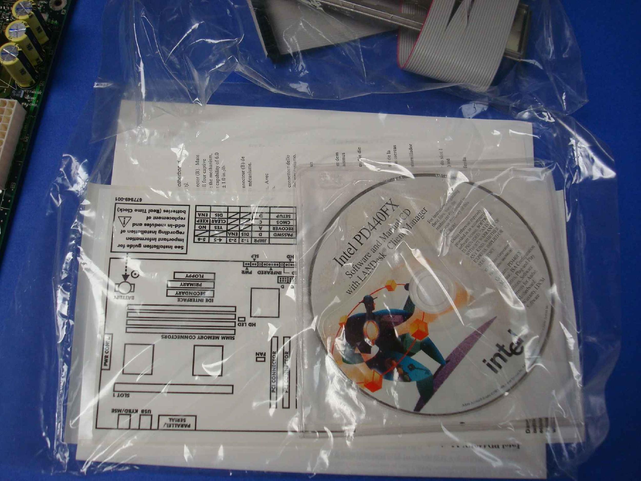 INTEL 676794-308 OPEN BOX ATX MOTHERBOARD 3 ISA 4 PCI 4 DIMM SLOT 1 PD440FX