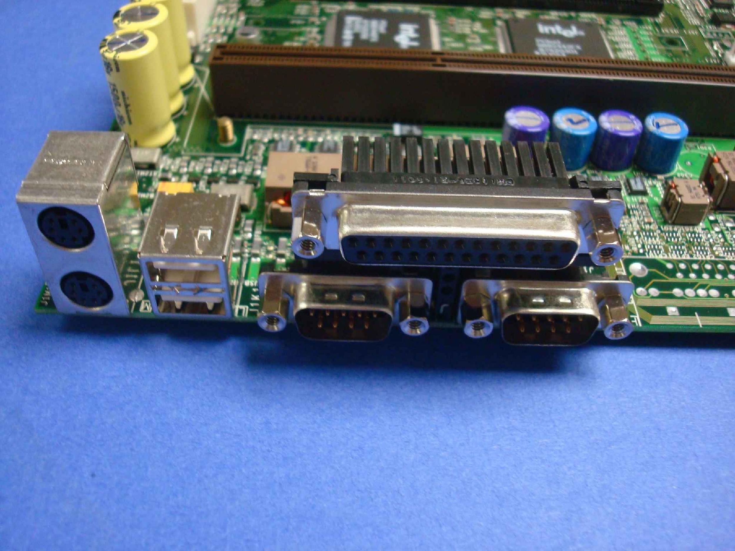 INTEL 676794-308 OPEN BOX ATX MOTHERBOARD 3 ISA 4 PCI 4 DIMM SLOT 1 PD440FX