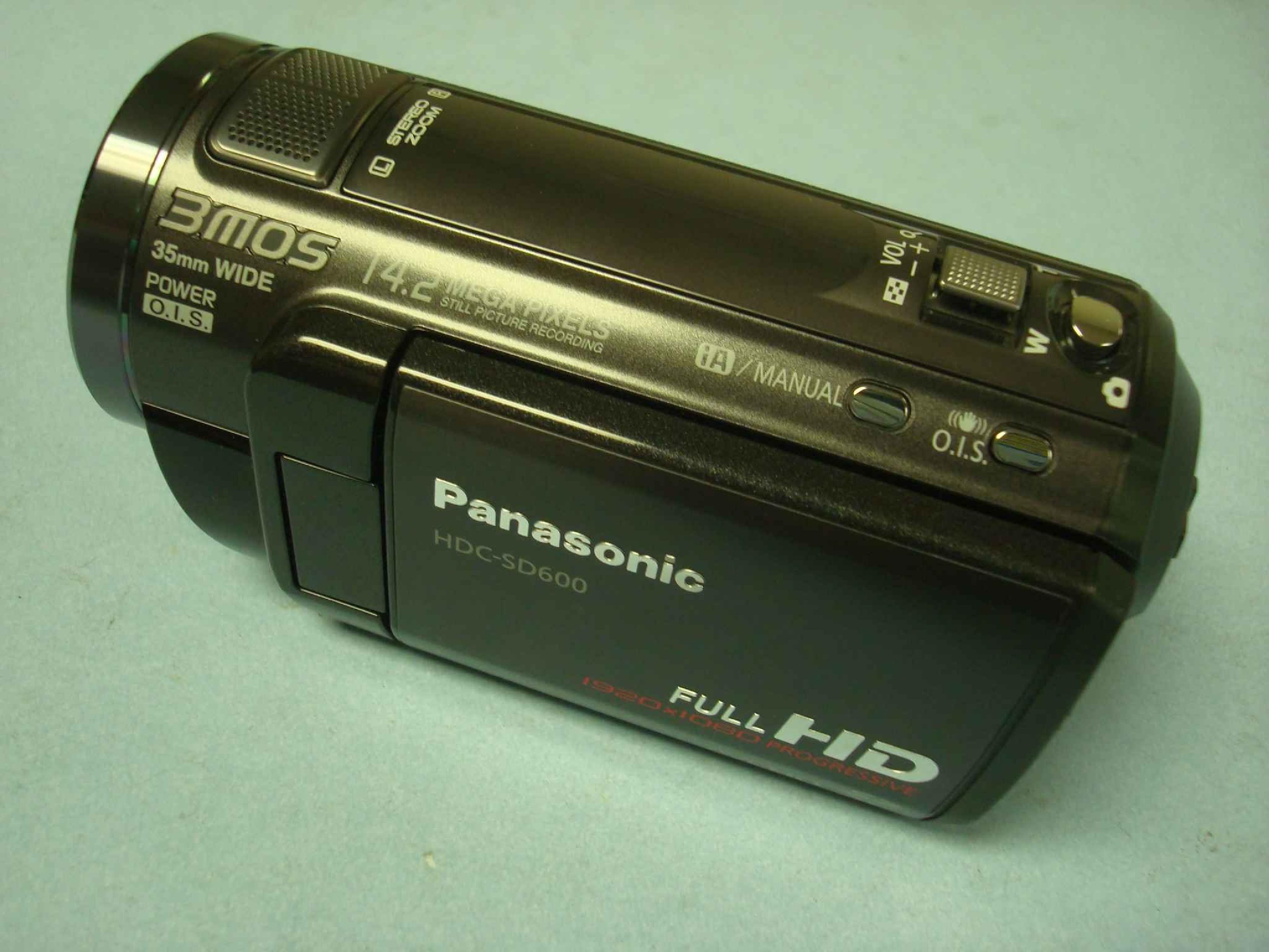 PANASONIC HDC-SD600P-K-BODY-ONLY CAMCORDER 3MOS 1920X1080 PROGRESSIVE 60FPS 14.2MP STILLS