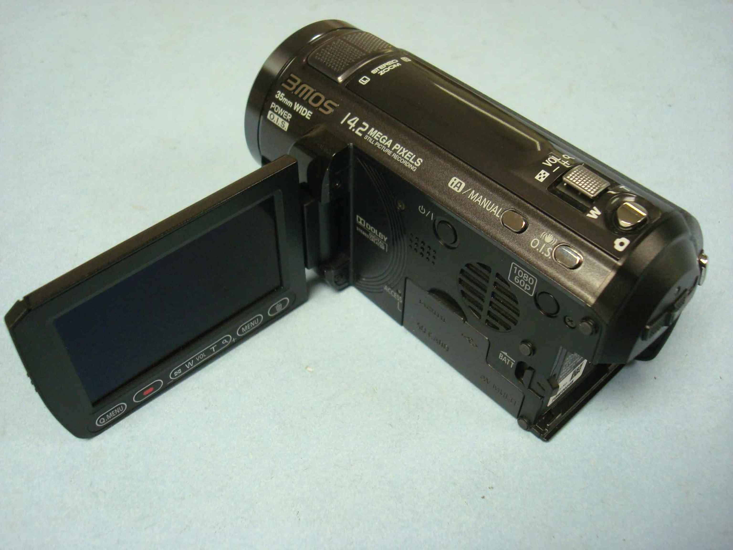 PANASONIC HDC-SD600P-K-BODY-ONLY CAMCORDER 3MOS 1920X1080 PROGRESSIVE 60FPS 14.2MP STILLS