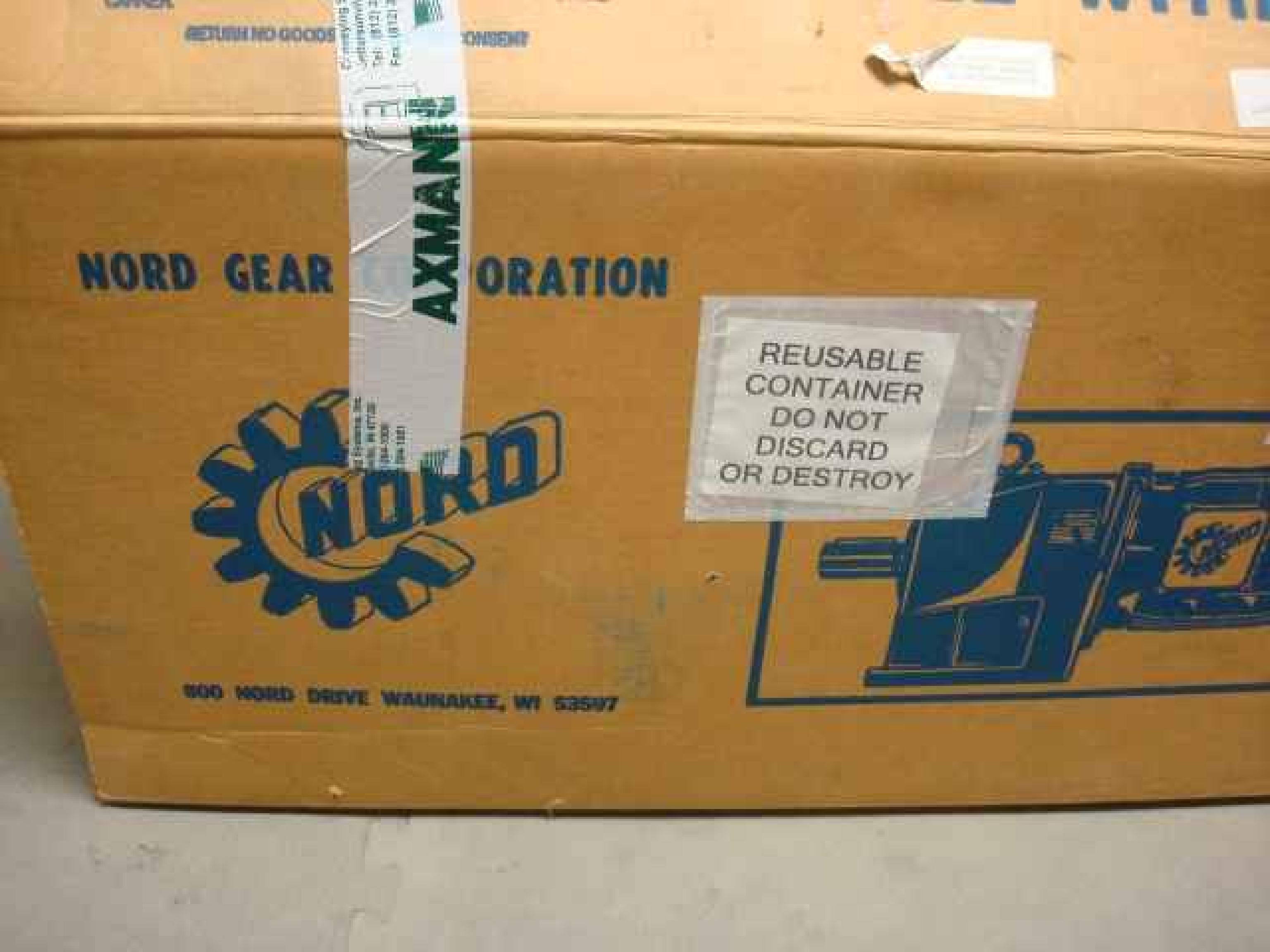 NORD GEAR CORPORATION SK 100 LA/4 C U S 5HP ELECTRIC MOTOR WITH SK 772-100L/40 GEARBOX; 1725 MOTOR RPM, 230/460V, 15.2/7.62A, 3.7KW, 60HZ, GEARBOX RPM - 58, RATIO - 30.31, MAX OUTPUT - 5434 IN/LB