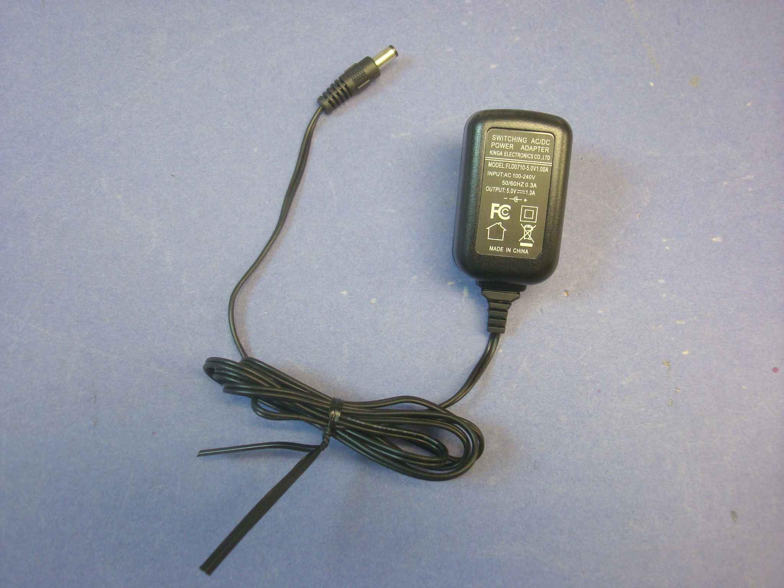 CHINA FLD0710-5.0V1.00A AC ADAPTER 5.0VDC 1.0A OD:5.5MM ID:2.1MM BARREL CONNECTER WALL MOUNT