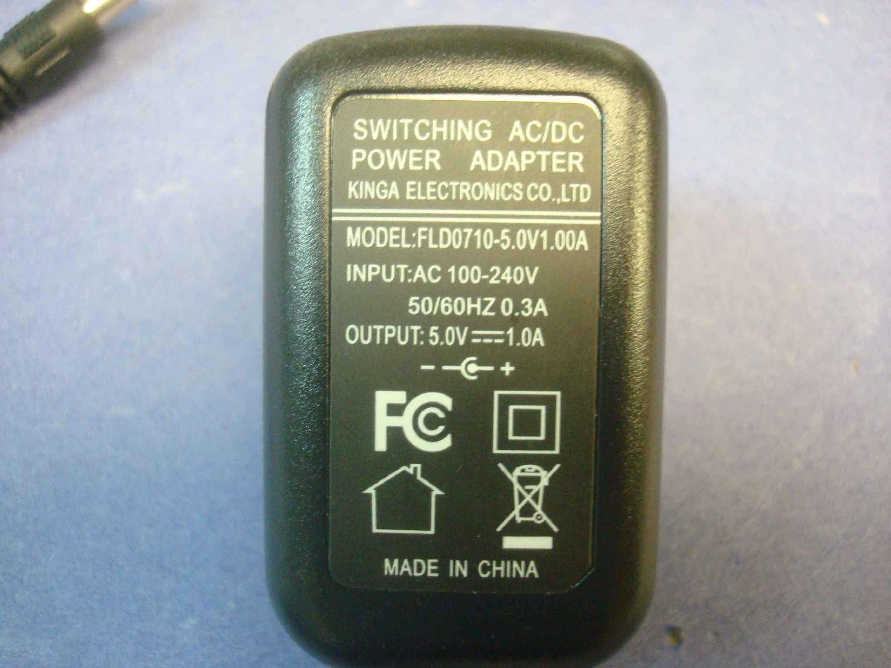 CHINA FLD0710-5.0V1.00A AC ADAPTER 5.0VDC 1.0A OD:5.5MM ID:2.1MM BARREL CONNECTER WALL MOUNT