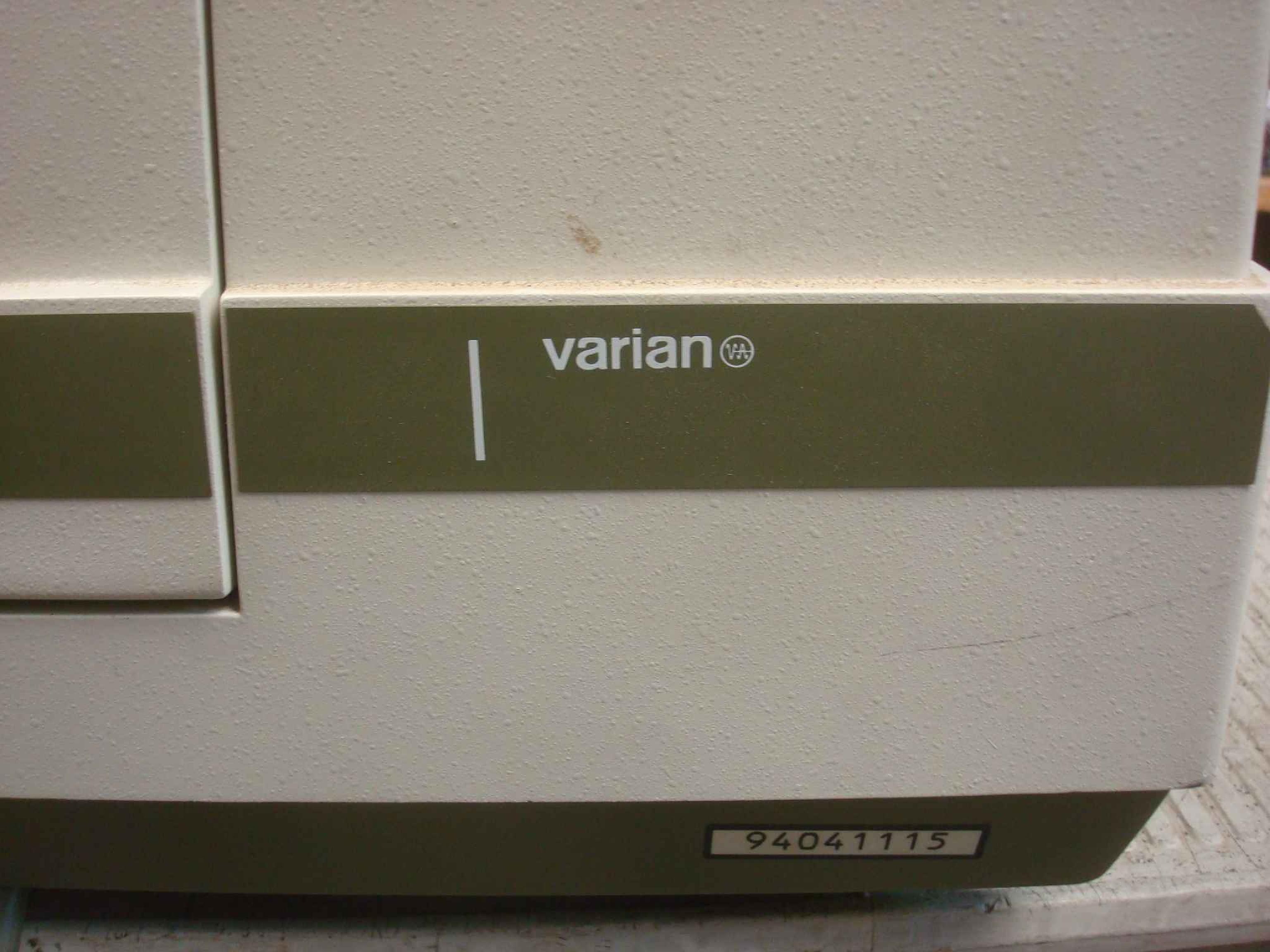 VARIAN CARY 3E UV-VISIBLE SPECTROPHOTOMETER