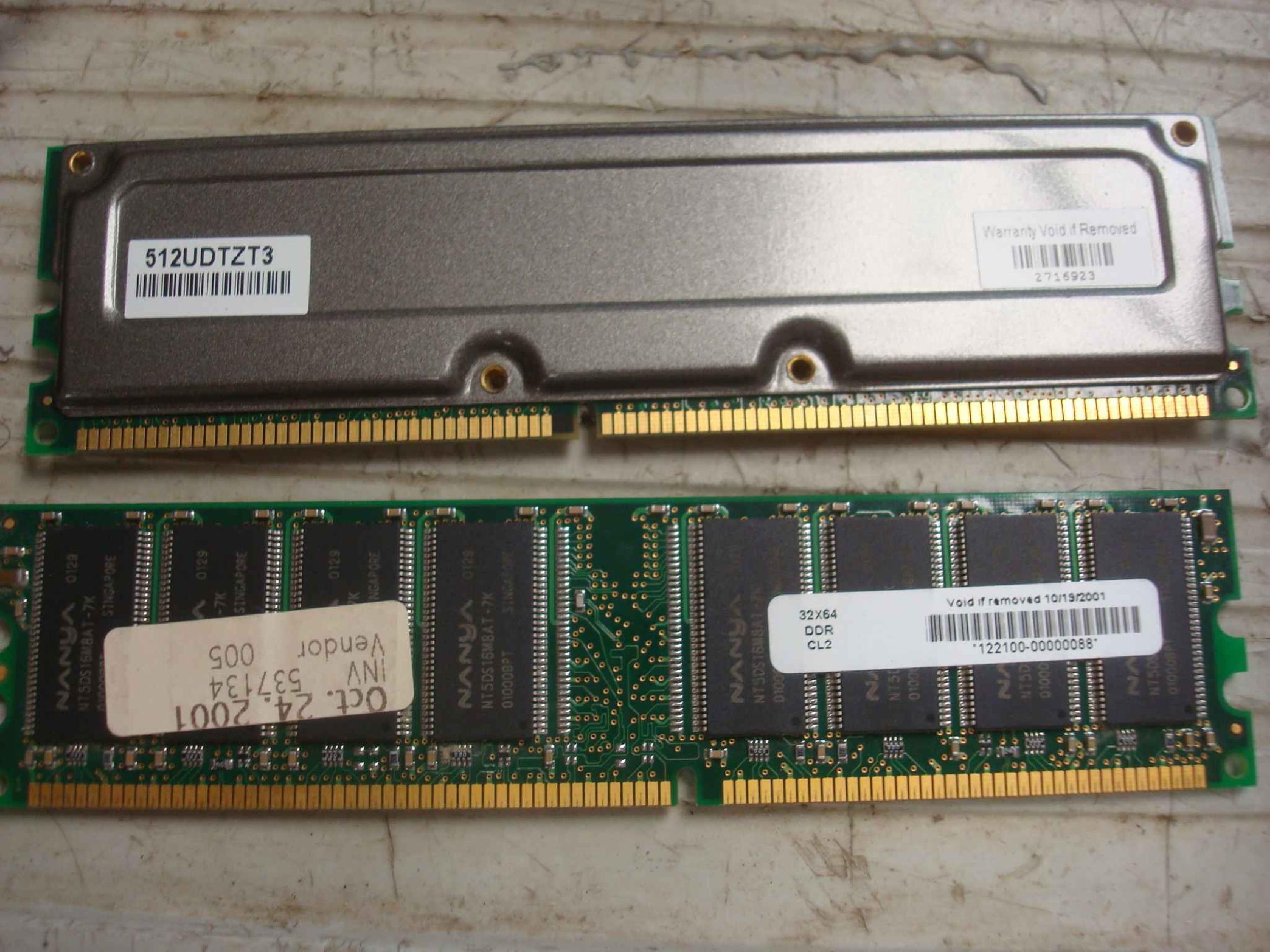 GENERIC 122100-00000088 DDR1 256MB 32X64 DIMM