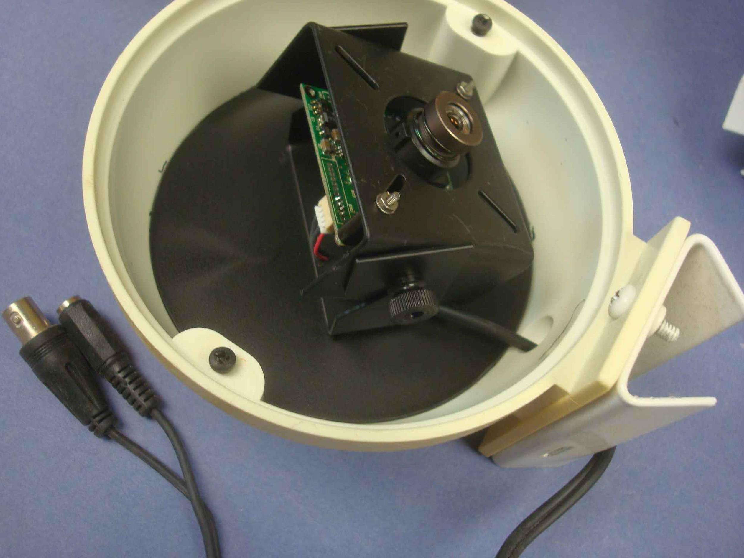 GENERIC 4201C2H1A1 COLOR CCTV CAMERA WITH 5 INCH DOME