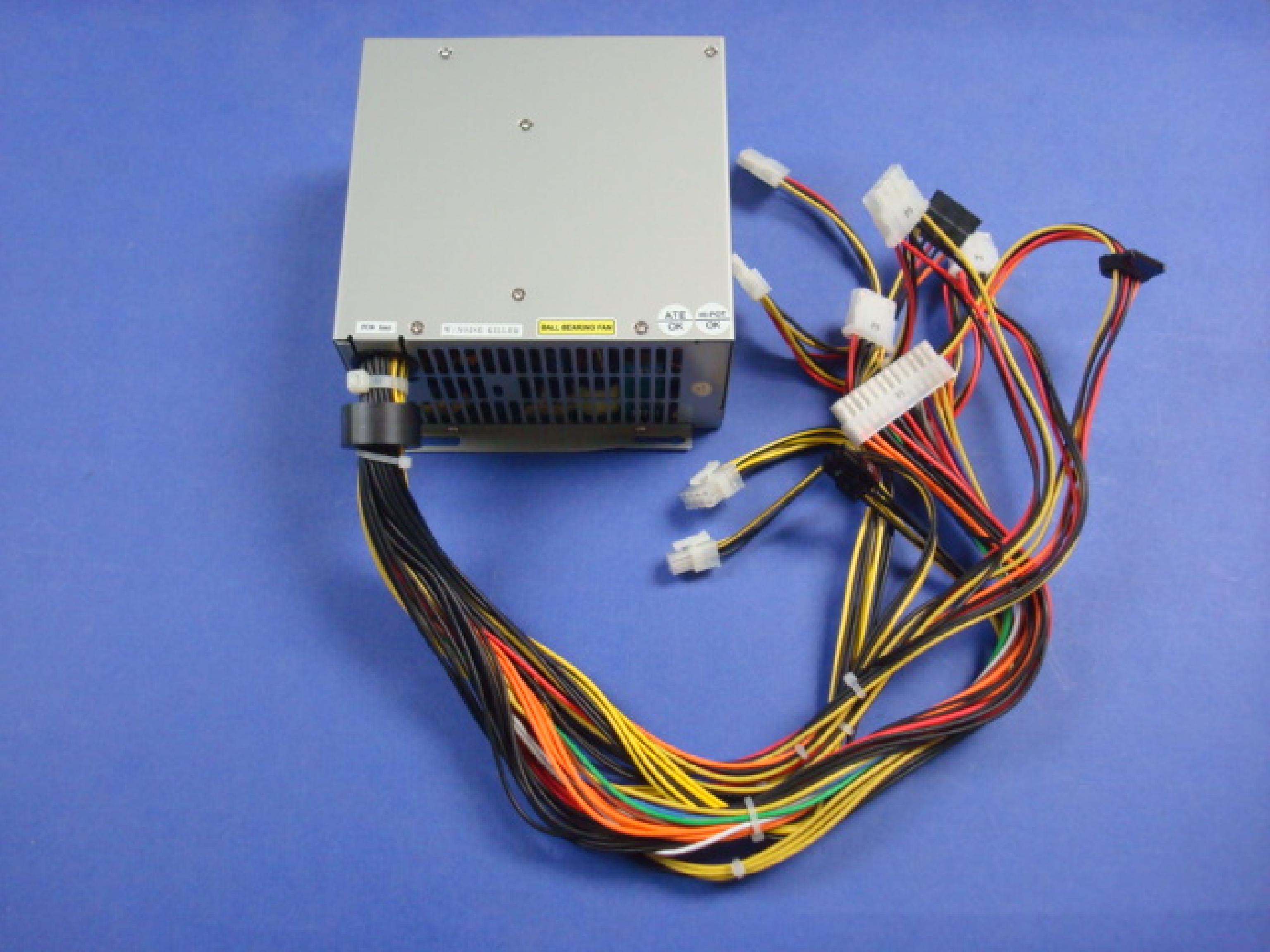 FSP GROUP / SPARKLE POWER INTL LTD / POWER MAN / YATE LOON / AOPEN / ACER FSP550-60PLGR-SLI 550 WATT POWER SUPPLY 24 PIN ATX 5 MOLEX FLOPPY POWER 2 SATA 4-PIN 6-PIN 8-PIN