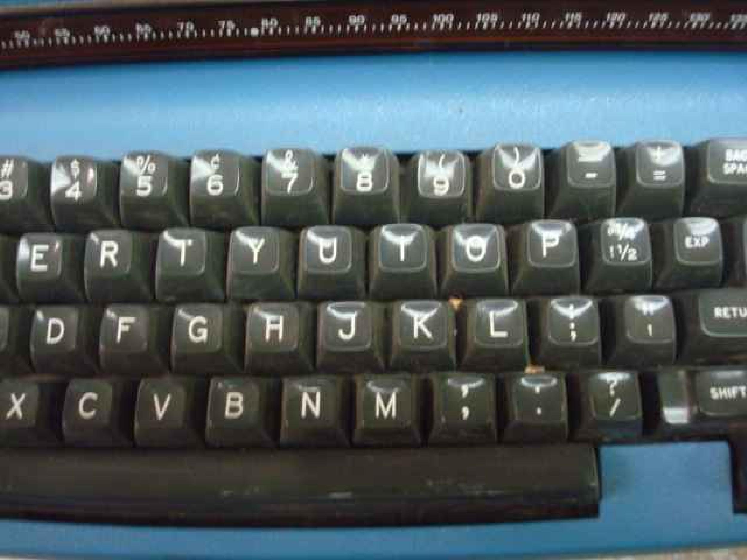 IBM SELECTRIC 2 SELECTRIC II ELECTRIC TYPEWRITER WORKING CONDITION NO RIBBON