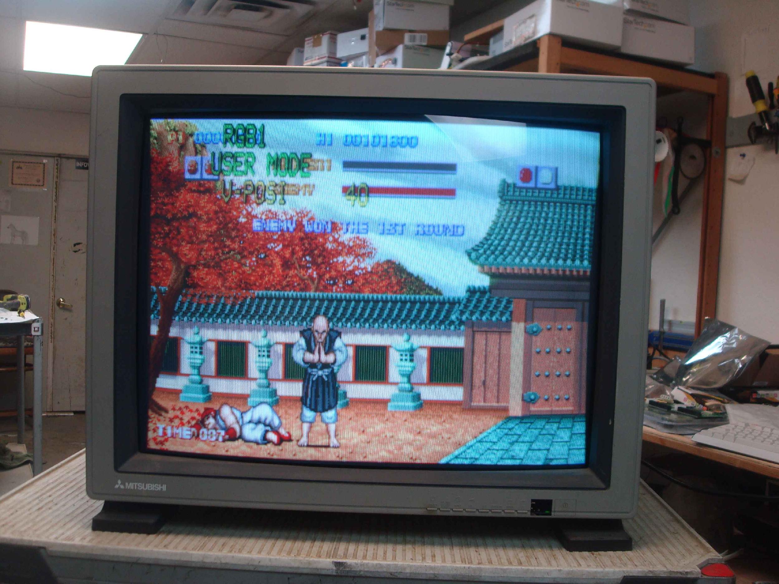 MITSUBISHI XC-2930C SN 503101267 MEGAVIEW PRO 29 INCH COLOR DISPLAY MONITOR