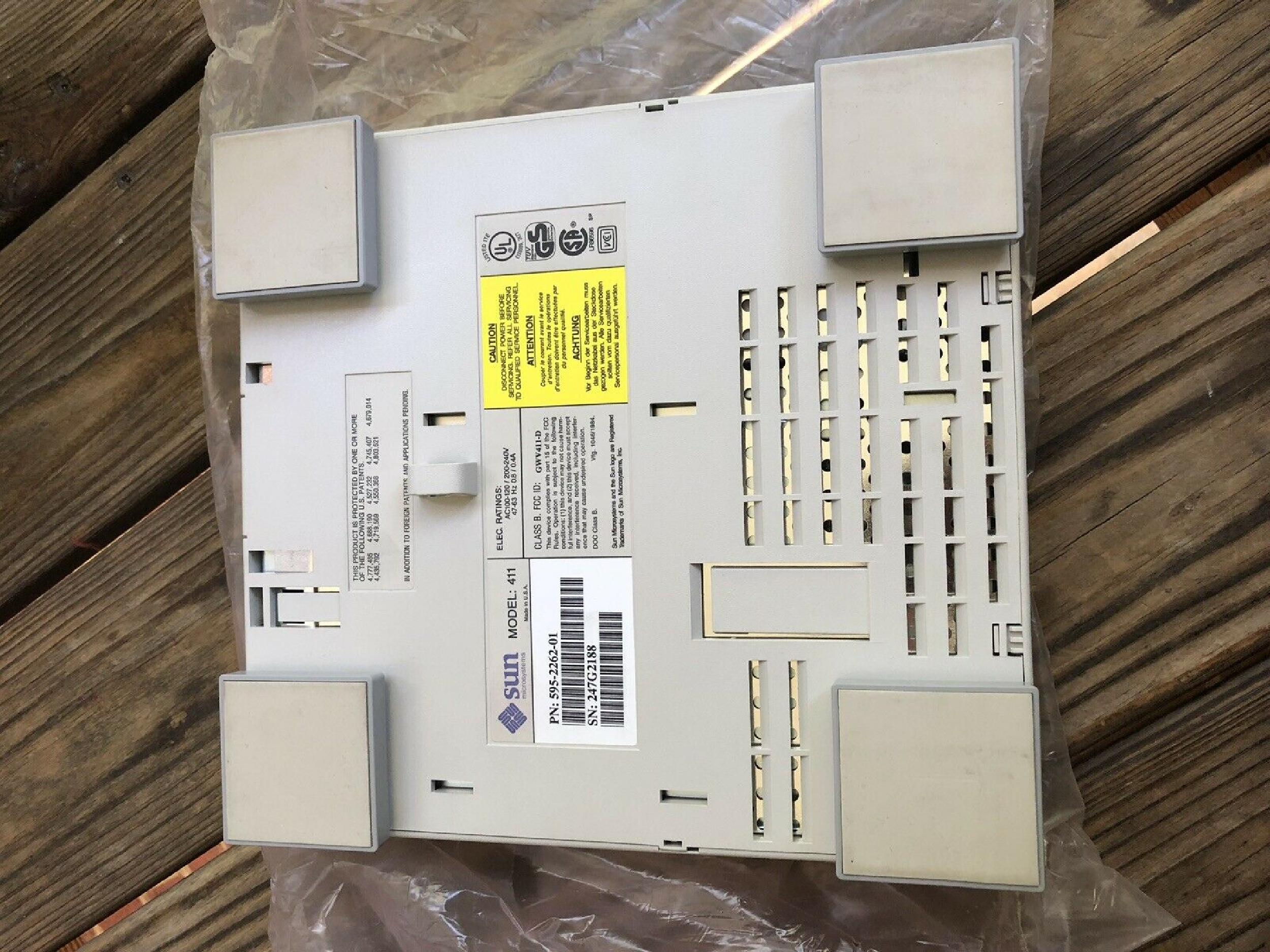 SUN MICROSYSTEMS 411 EXTERNAL 545MB SCSI HARD DRIVE 50PIN HD PORTS