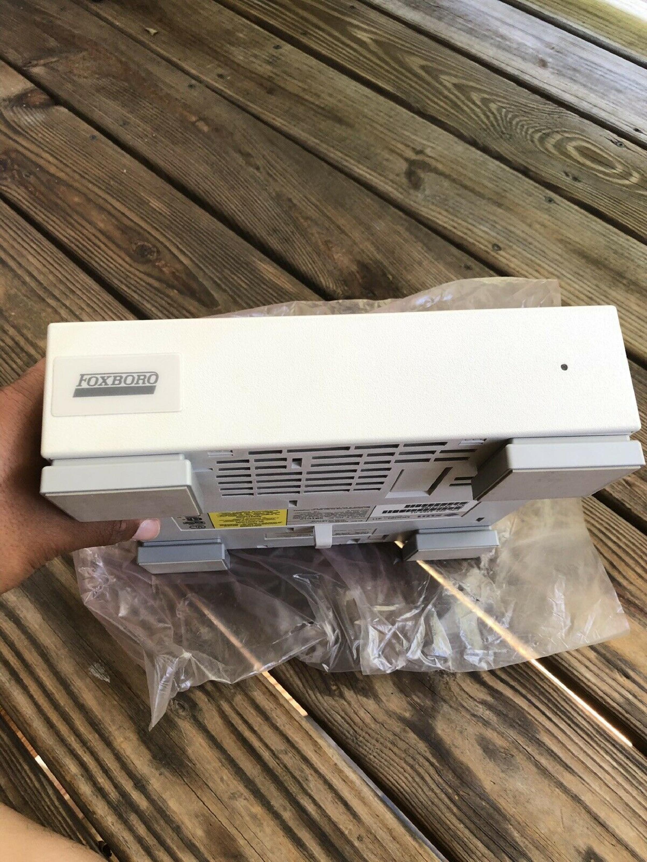 SUN MICROSYSTEMS 411 EXTERNAL 545MB SCSI HARD DRIVE 50PIN HD PORTS