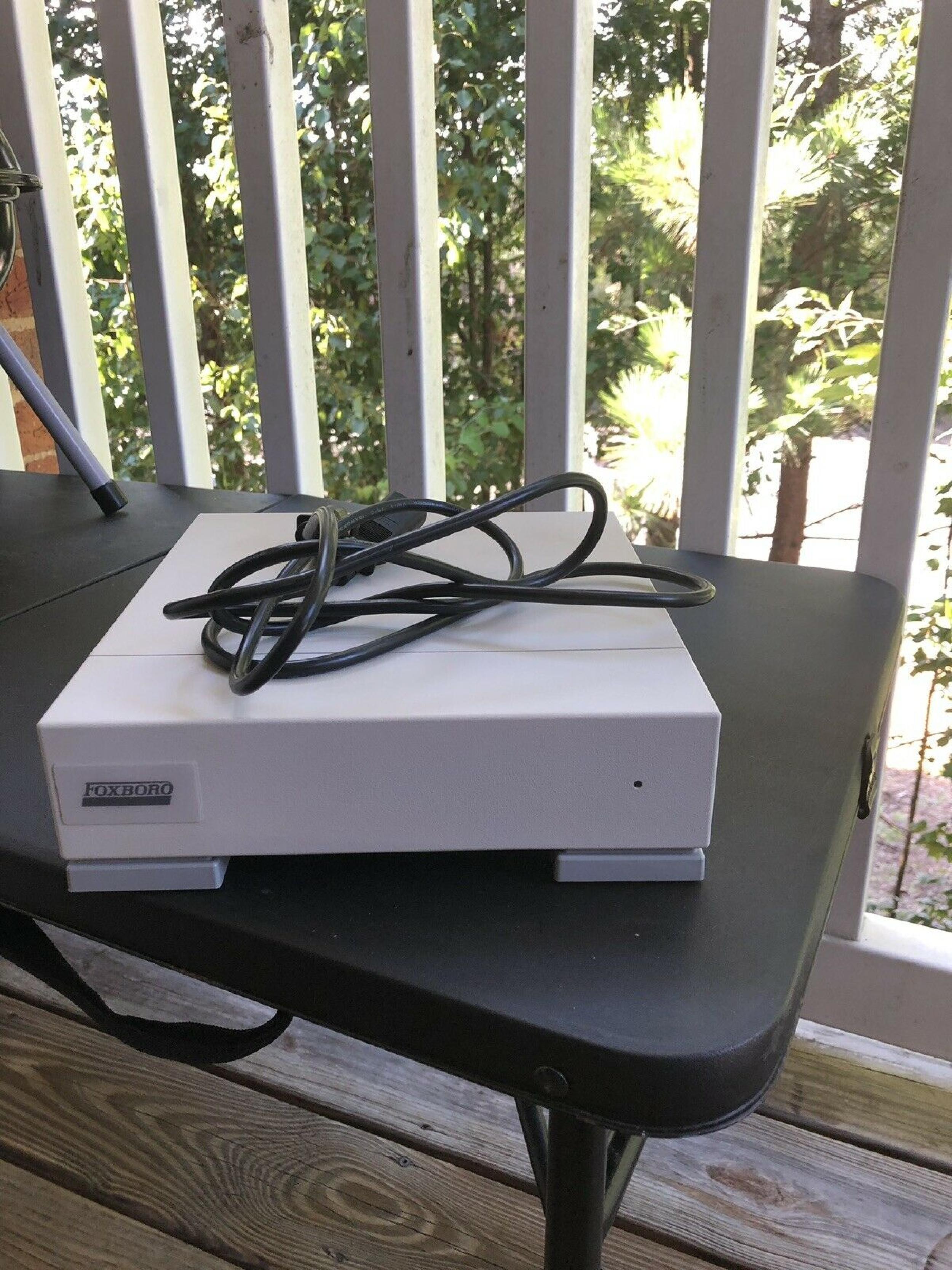 SUN MICROSYSTEMS 411 EXTERNAL 545MB SCSI HARD DRIVE 50PIN HD PORTS