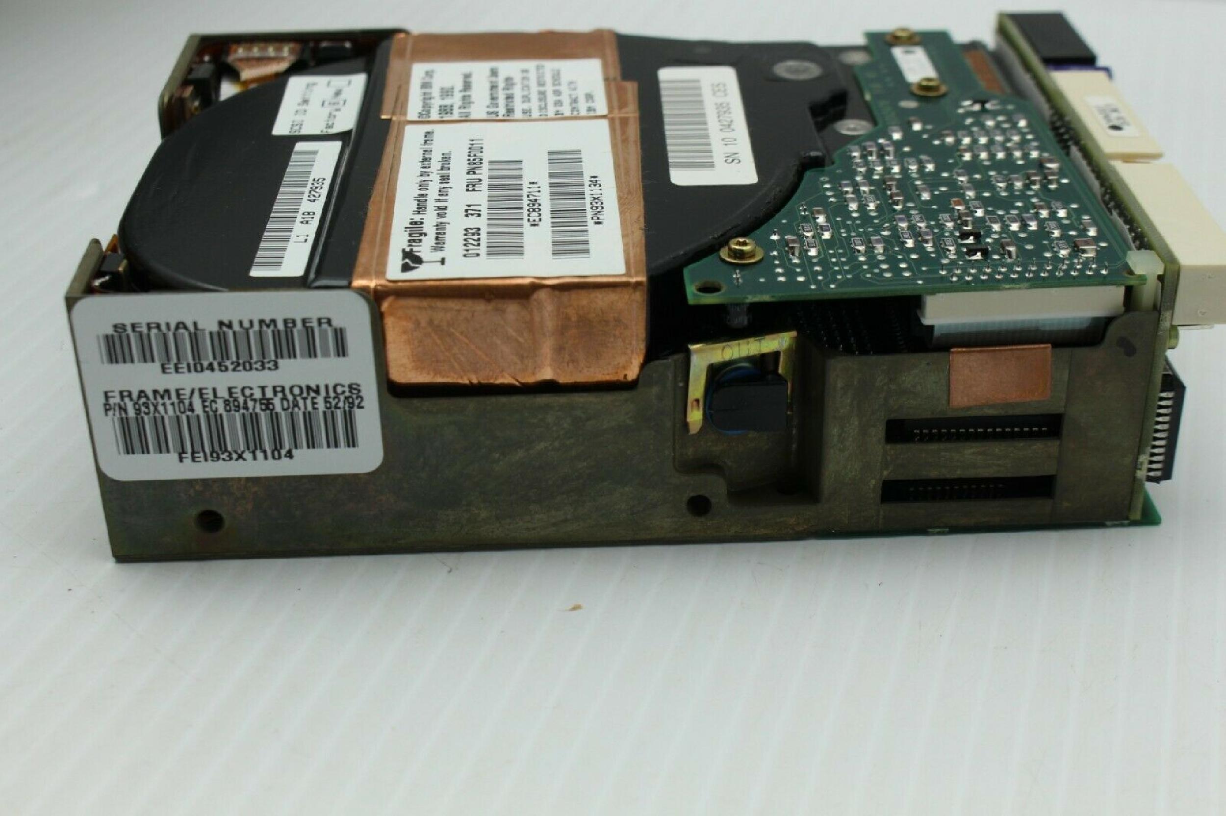 IBM 85F0011 320MB 3.5 SCSI Hard Drive 50 Pin