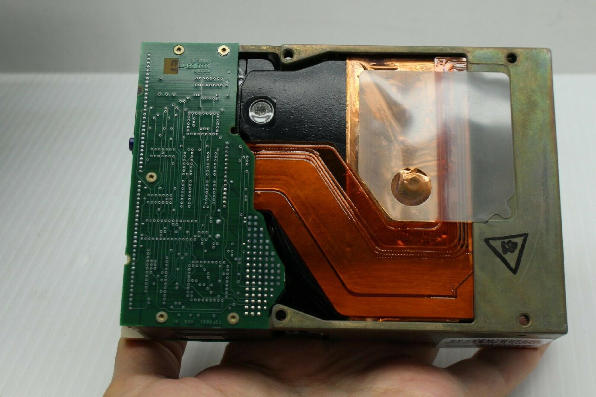 IBM 85F0011 320MB 3.5 SCSI Hard Drive 50 Pin