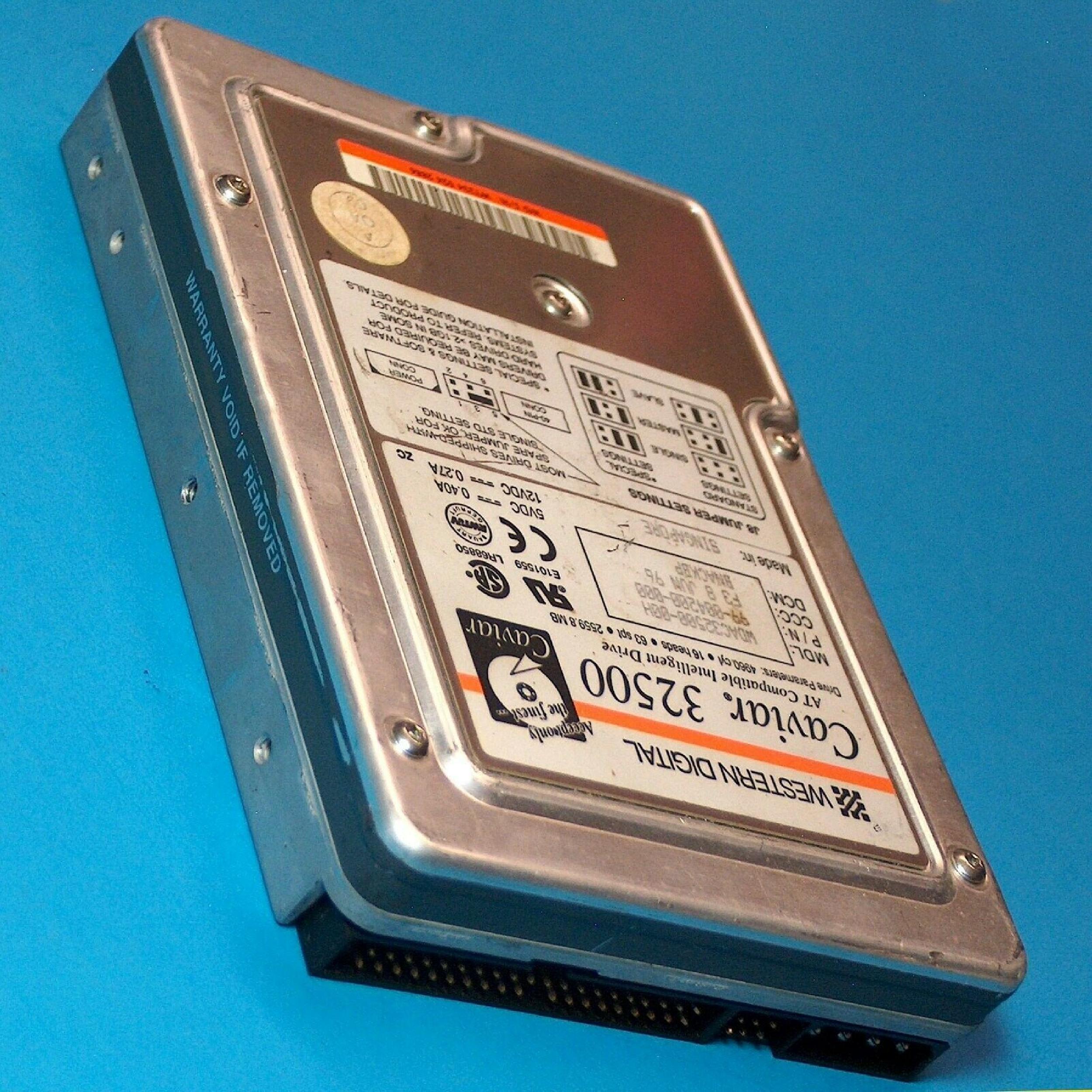 WESTERN DIGITAL / WD 32500 2.5GB IDE HARD DRIVE