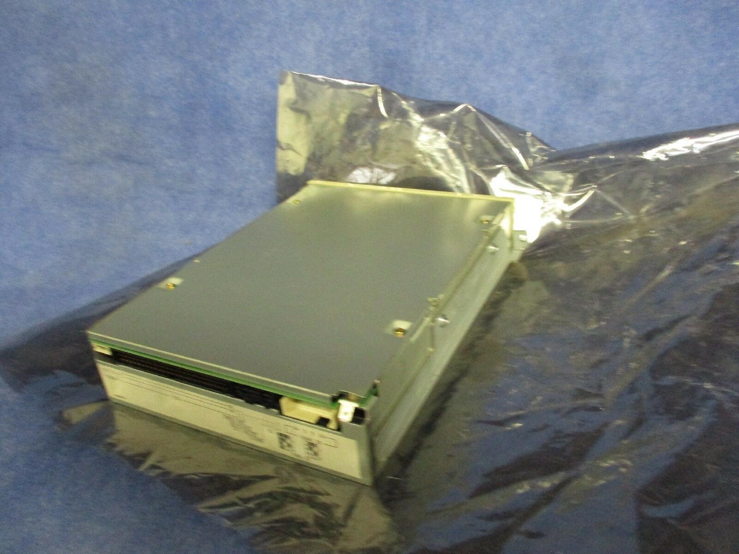 COMPAQ / HEWLETT PACKARD / HP 142223-201 2X INTERNAL SCSI CDROM DRIVE