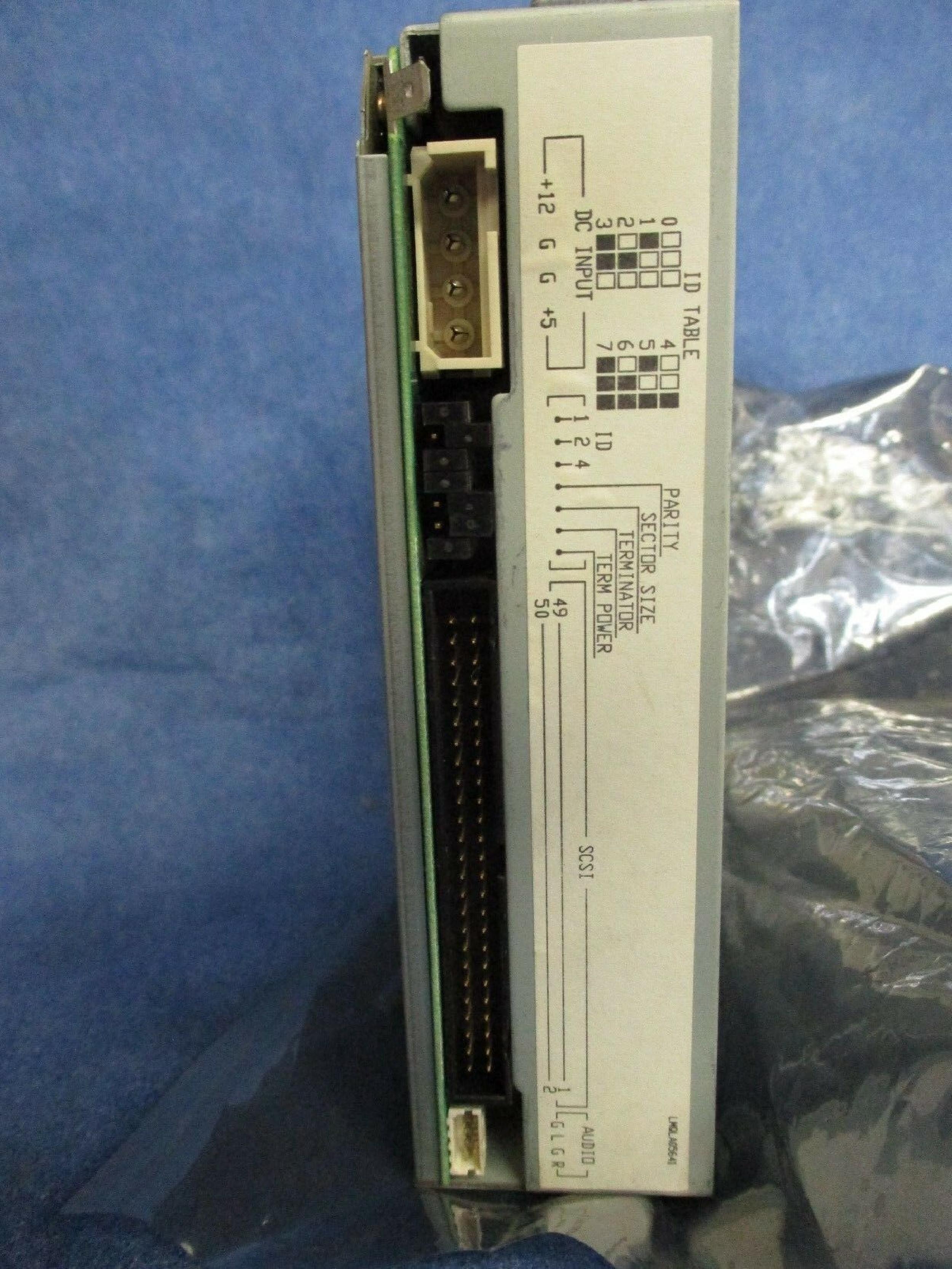 COMPAQ / HEWLETT PACKARD / HP 142223-201 2X INTERNAL SCSI CDROM DRIVE