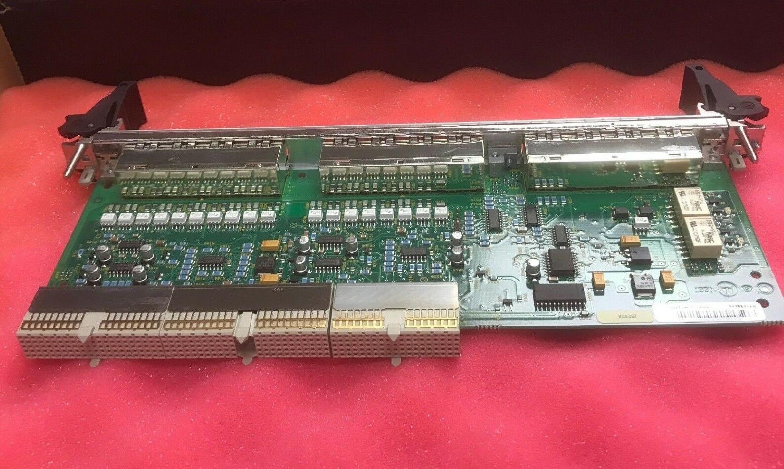 CODEX / MOTOROLA 3600 MODEL 3600 SERIES COMMUNICATION PLATFORM 3600 PC32701 AT9USA51129MDE