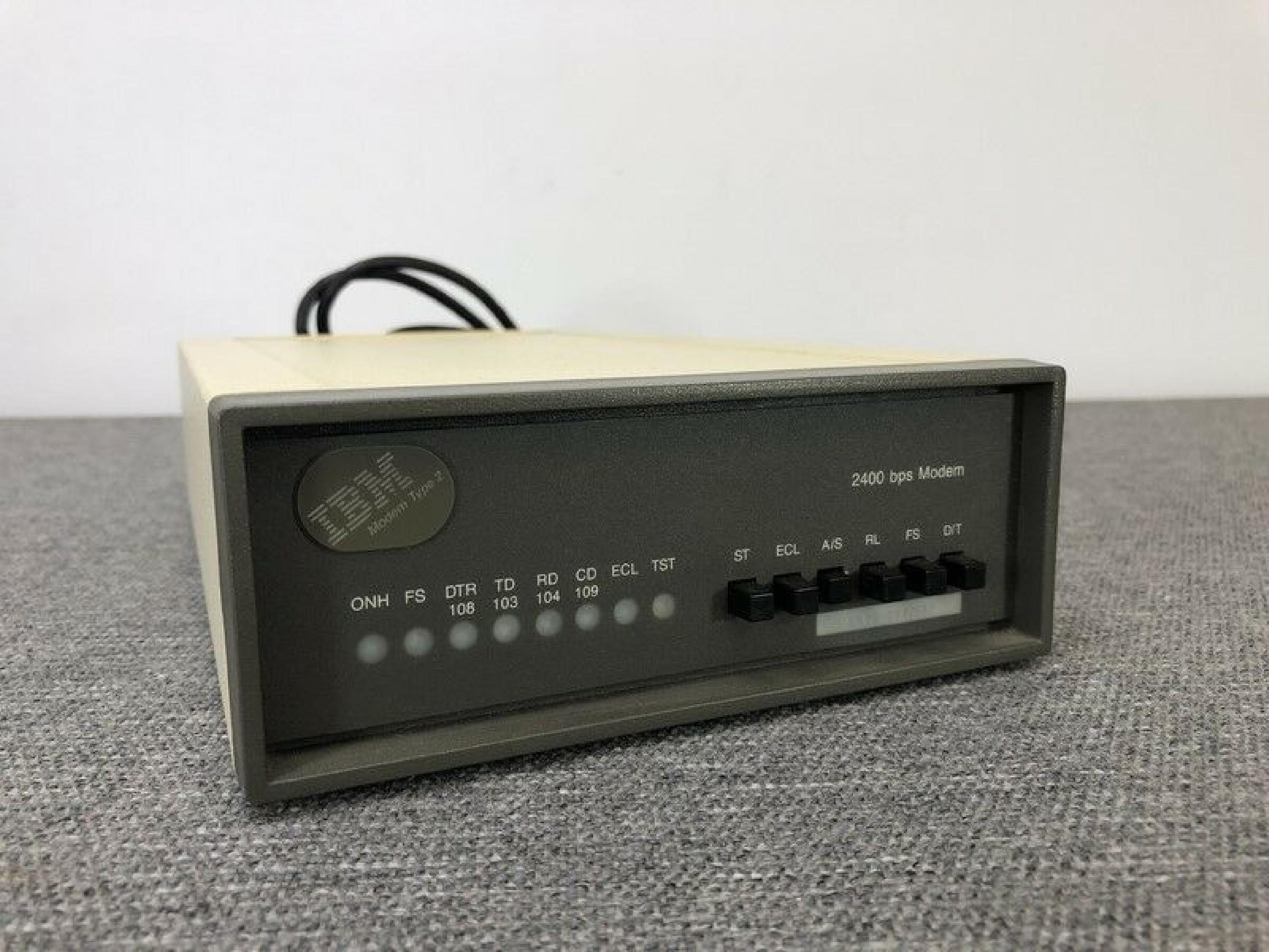 IBM 5853 2400BPS EXTERNAL MODEM