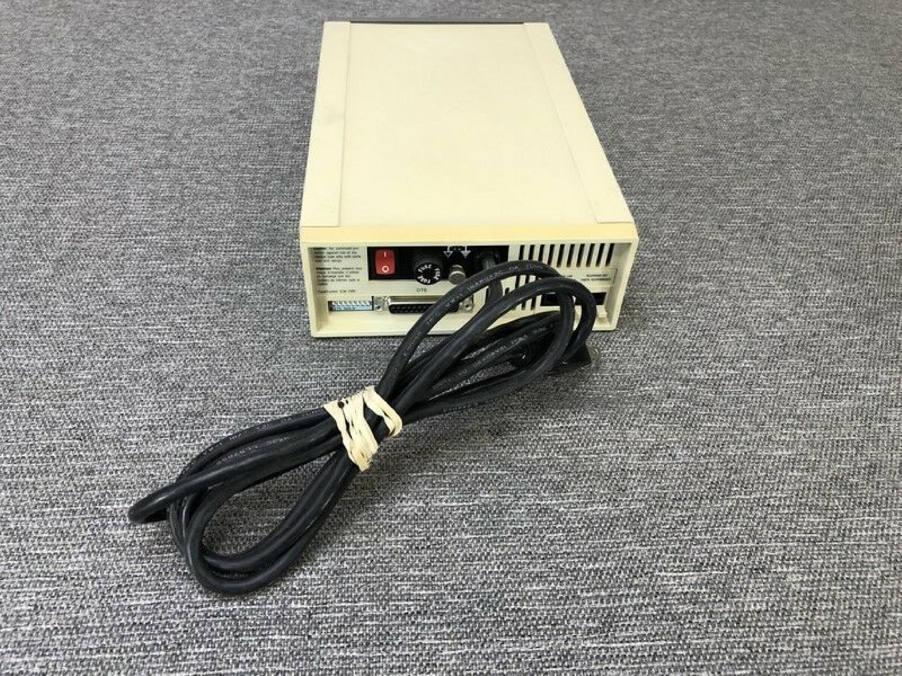 IBM 5853 2400BPS EXTERNAL MODEM