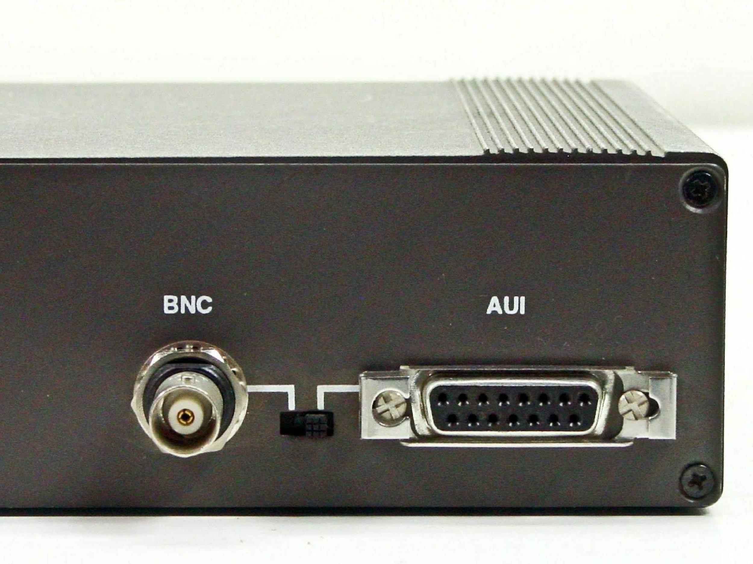 IBM 13H9747 8221 NWAYS ETHERNET W/GROUP HUB