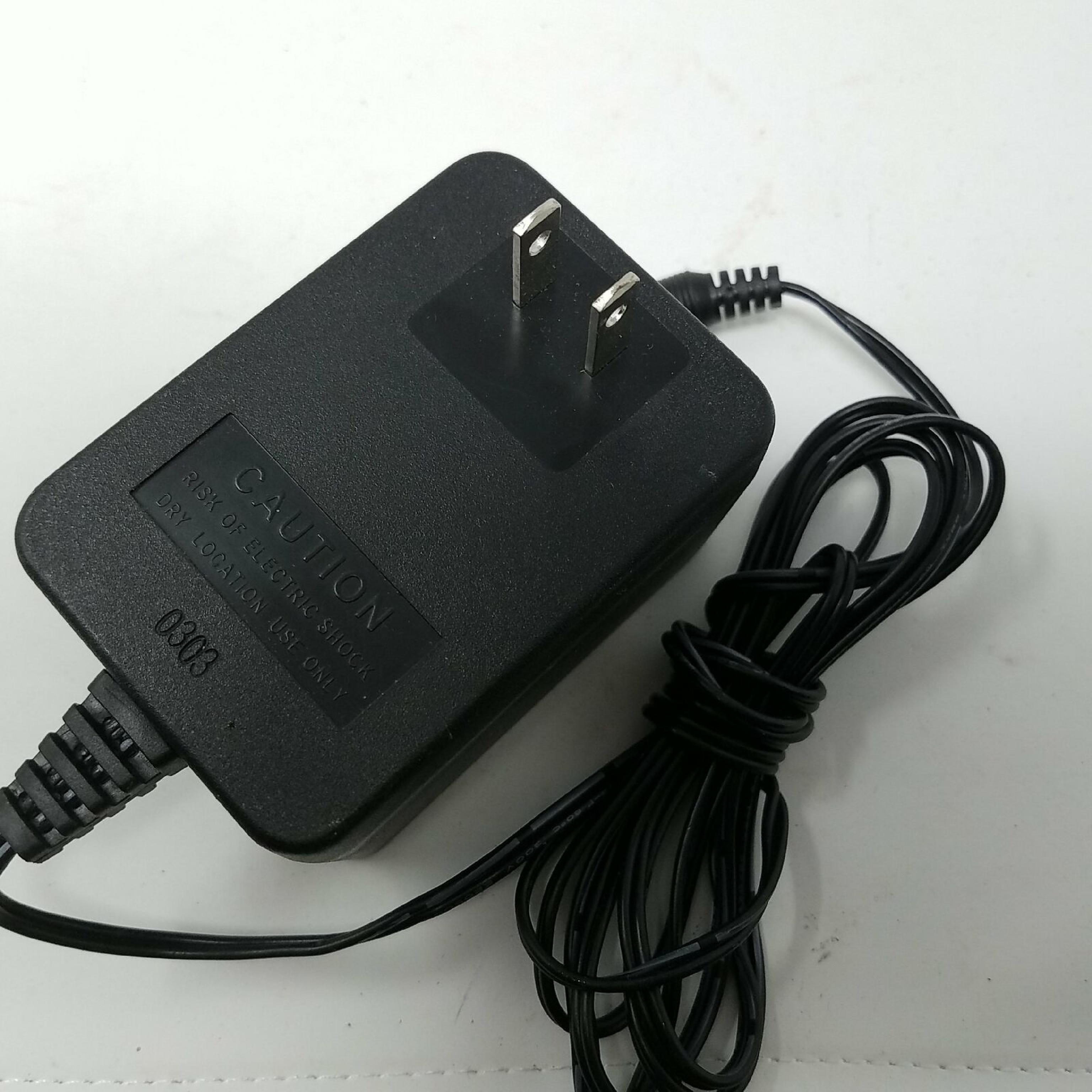 NETGEAR 481212003CT 12V DC 1.2A AC ADAPTER WITH BARREL CONNECTOR FOR DS104