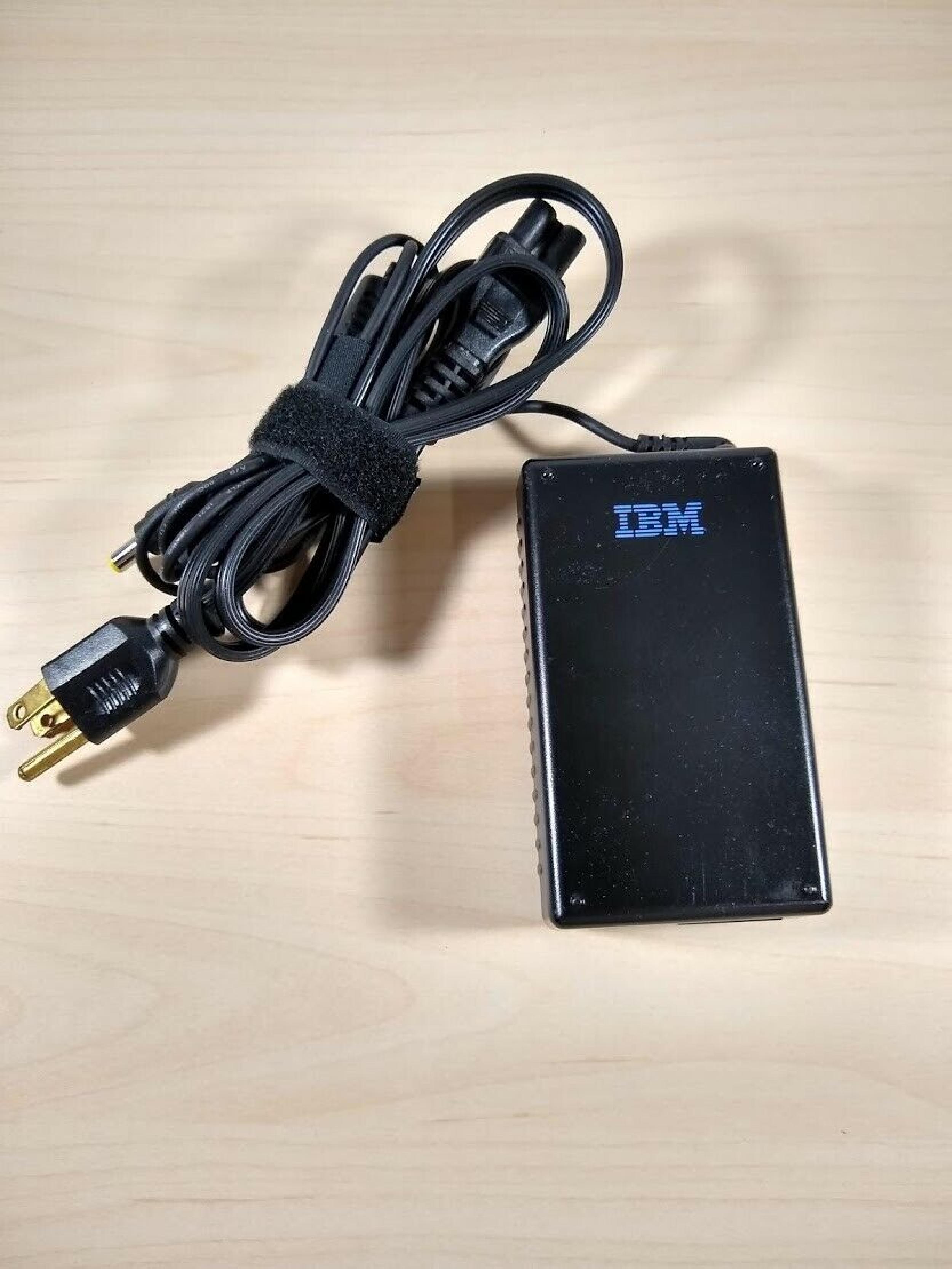 IBM 02K7007 THINKPAD AC ADAPTER WITH POWER CORD 16V DC 3.36A BARREL CONNECTOR