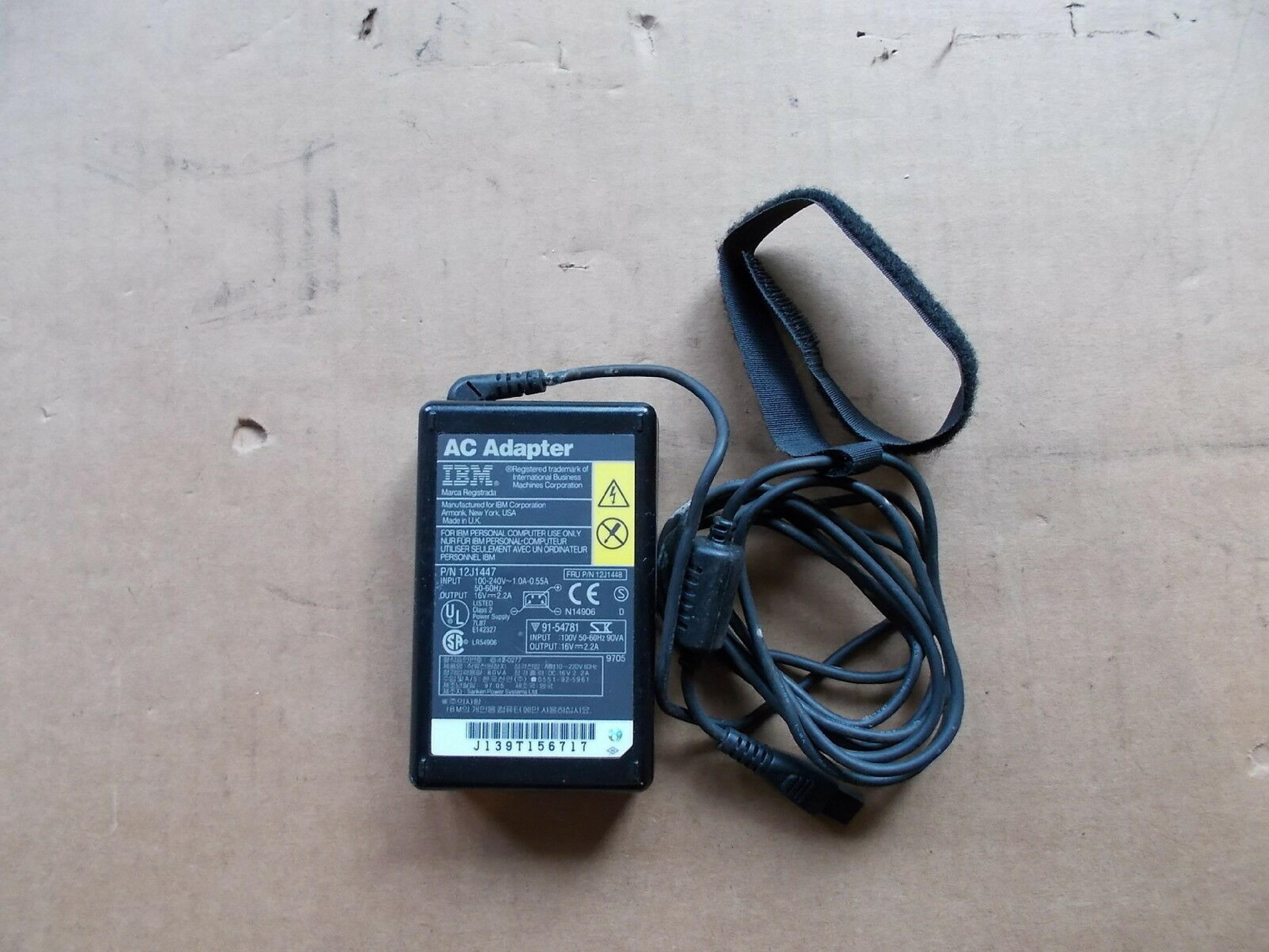 IBM 12J1447 AC ADAPTER 16V 2.2A